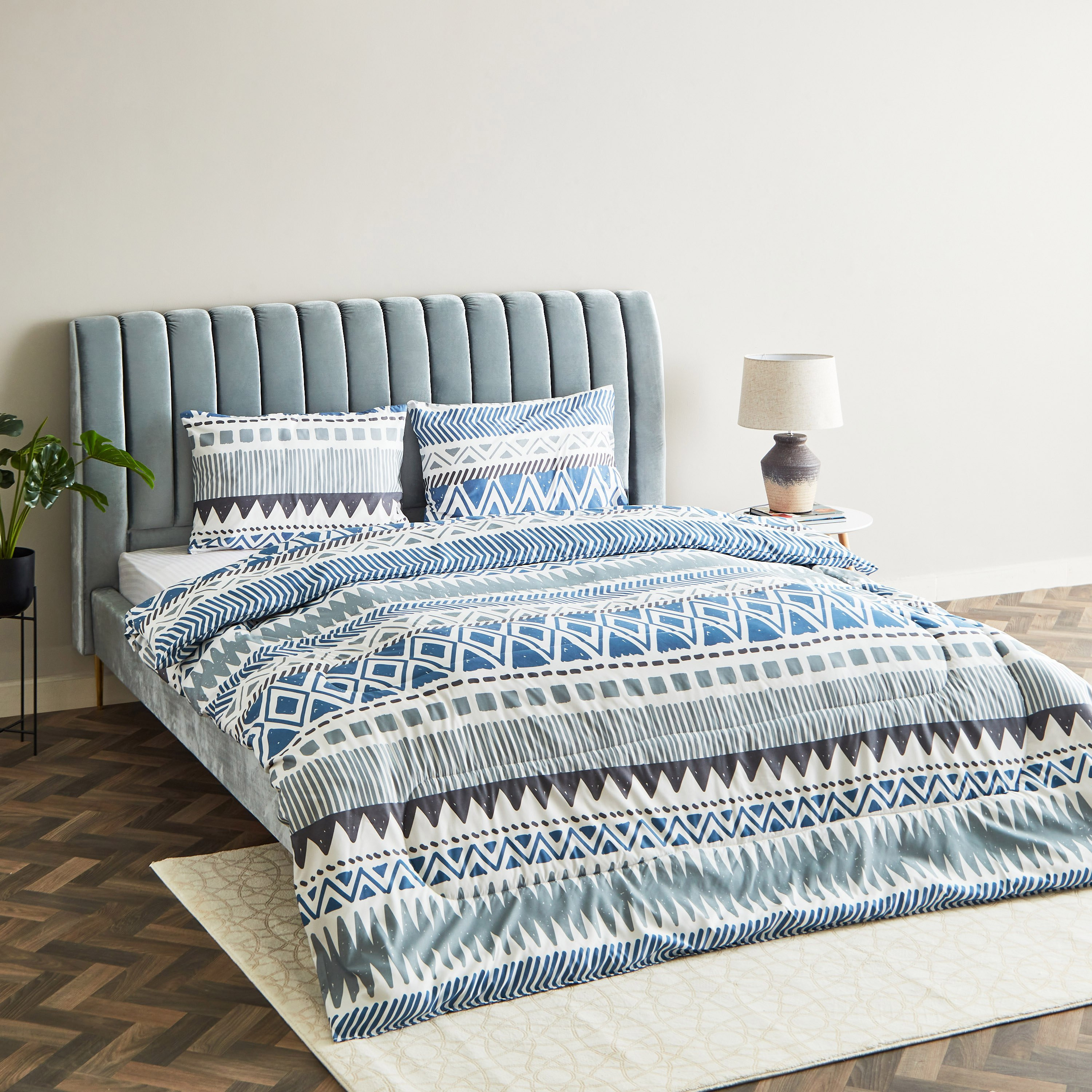 Ontario Arena 3-Piece Printed Microfiber King Comforter Set - 220x240 cm-hbxhomeware-hbxdecorandfurnishings-image-1