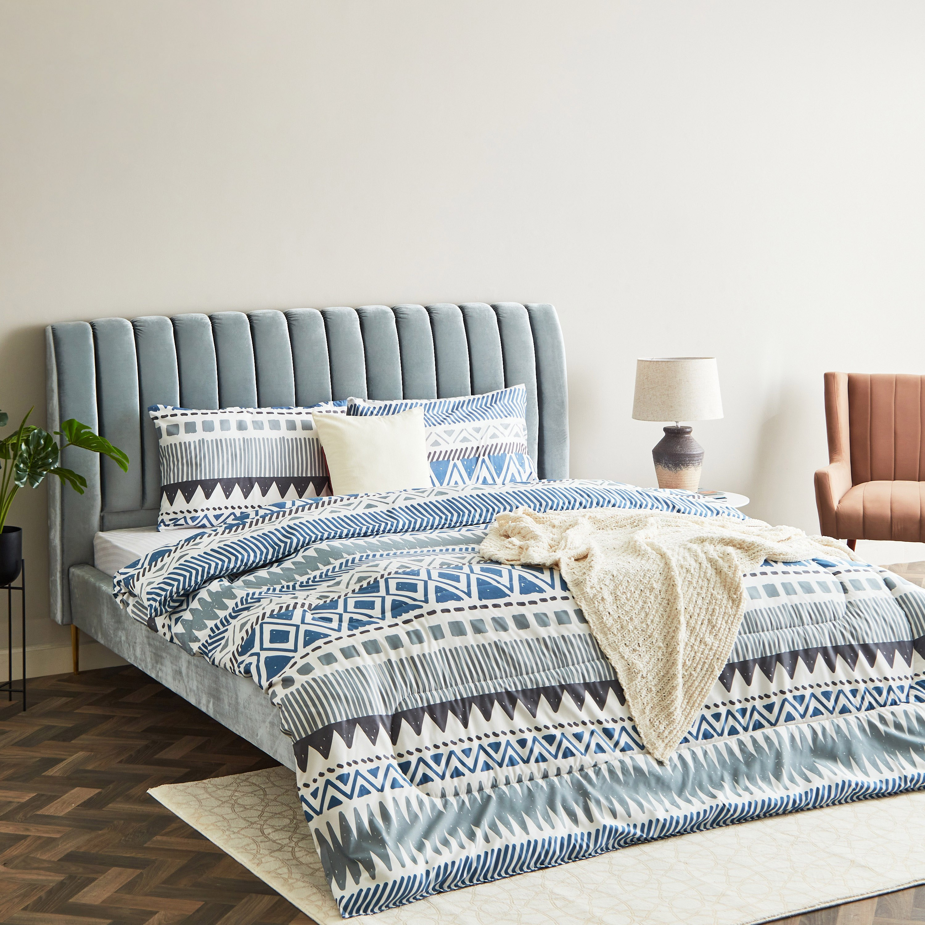 Ontario Arena 3-Piece Printed Microfiber King Comforter Set - 220x240 cm-hbxhomeware-hbxdecorandfurnishings-image-8