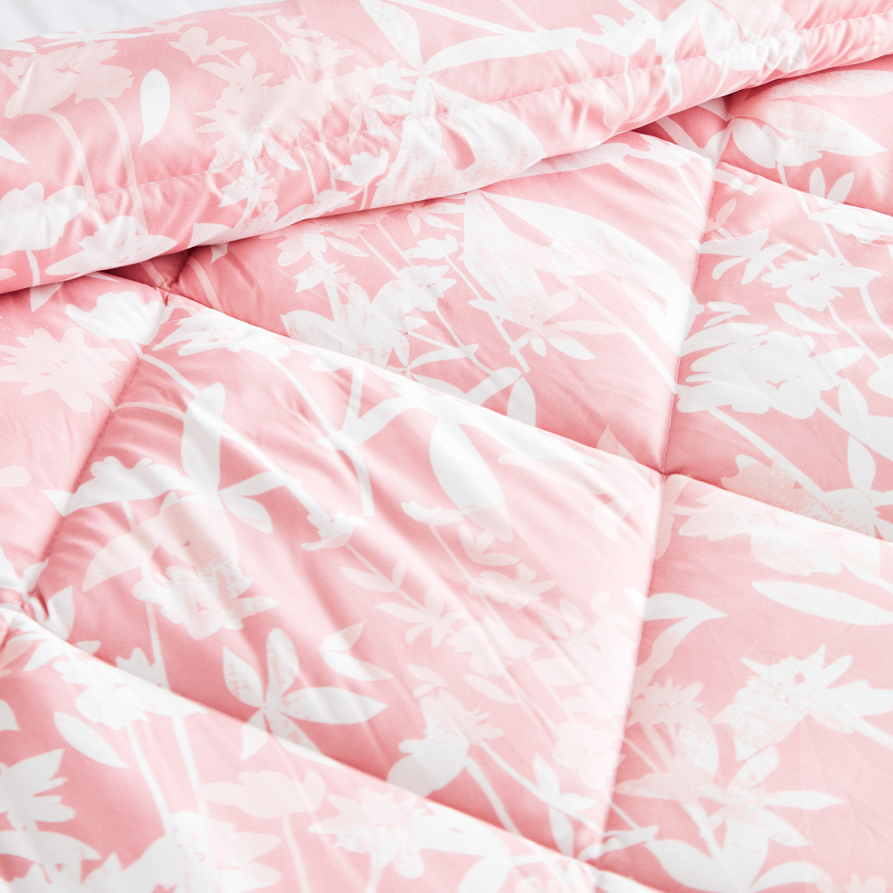 طقم لحاف ألياف دقيقة مزدوج بطبعات قطعتين من أونتاريو هيلينا  - 160x220 سم-hbxhomeware-hbxdecorandfurnishings-image-3