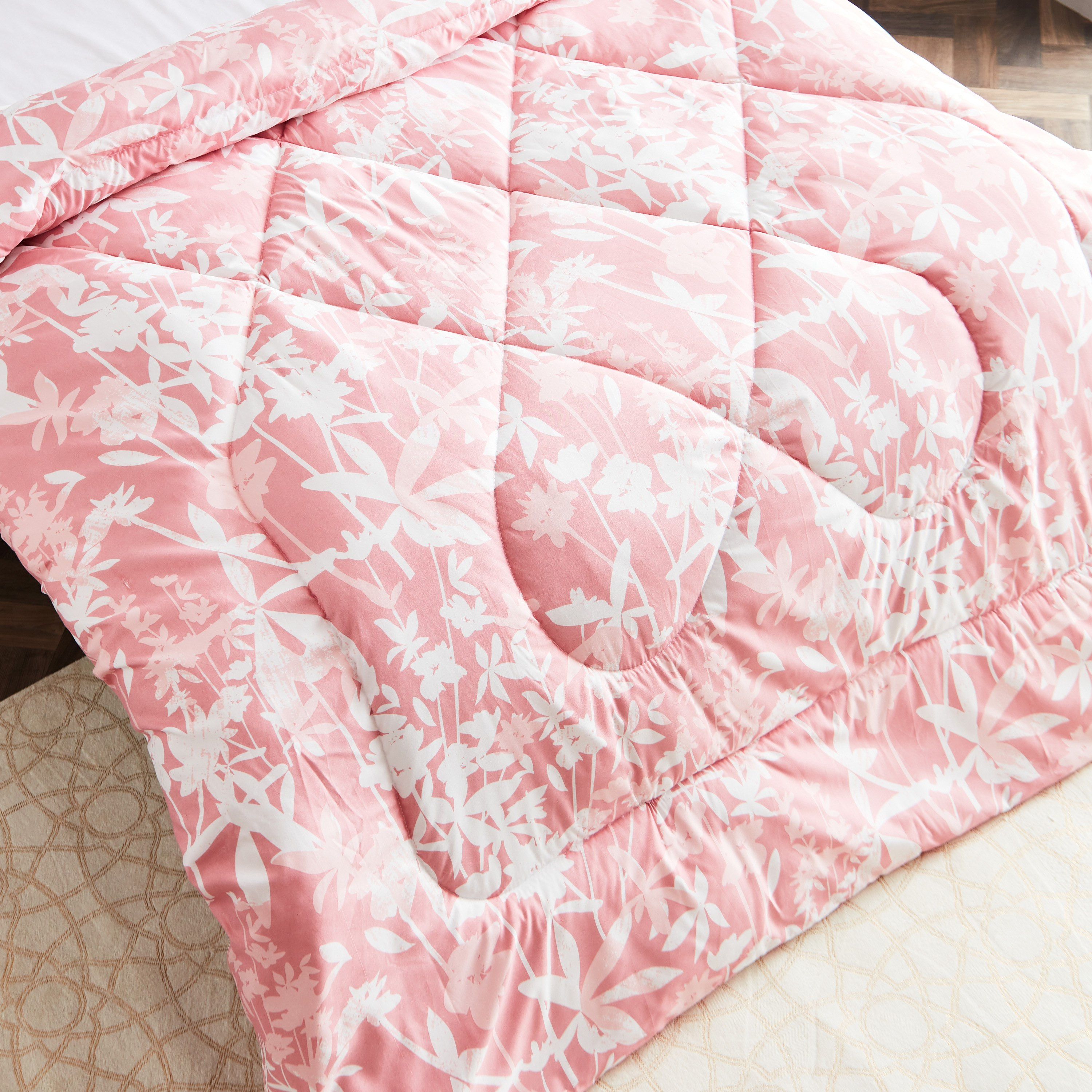 طقم لحاف ألياف دقيقة مزدوج بطبعات قطعتين من أونتاريو هيلينا  - 160x220 سم-hbxhomeware-hbxdecorandfurnishings-image-4