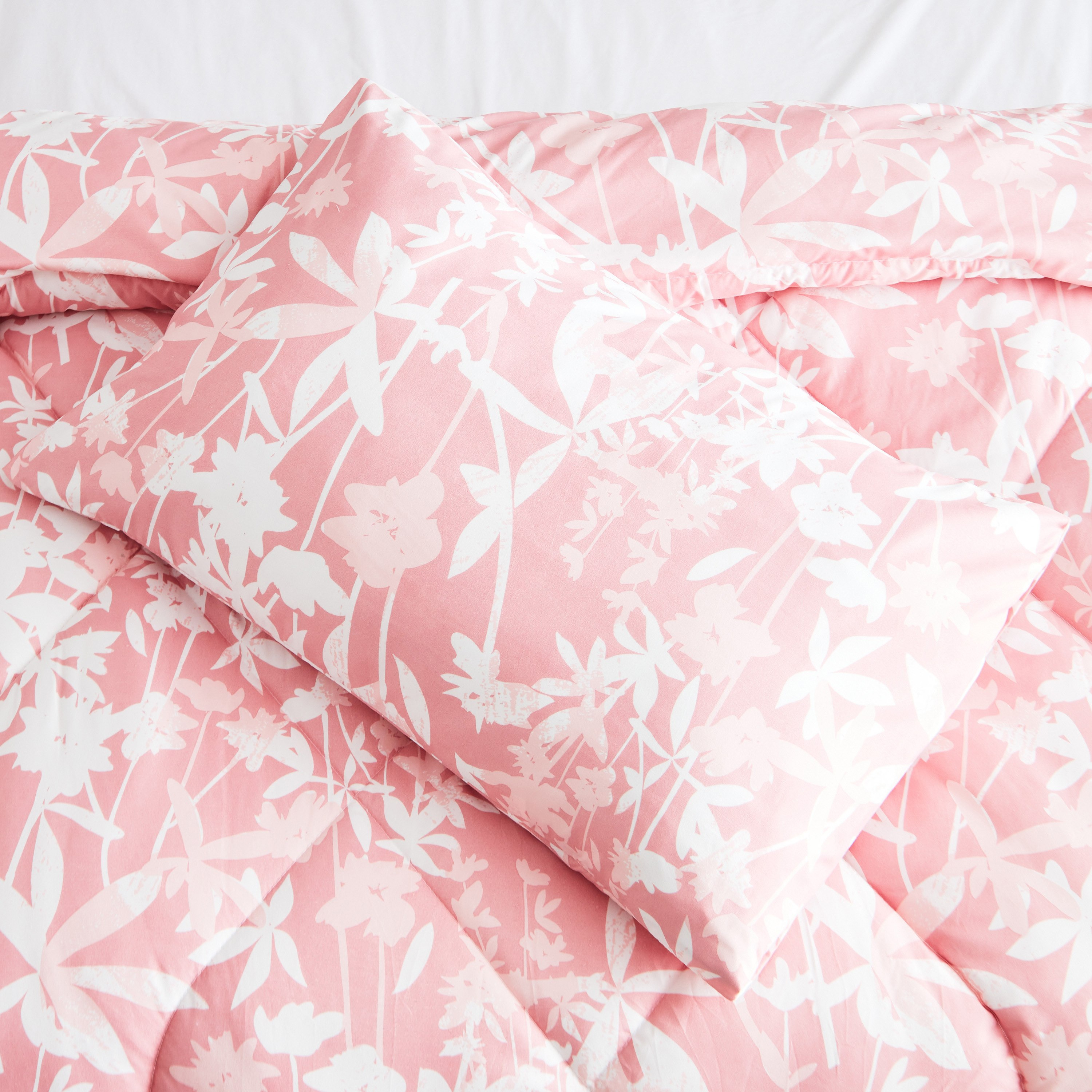 طقم لحاف ألياف دقيقة مزدوج بطبعات قطعتين من أونتاريو هيلينا  - 160x220 سم-hbxhomeware-hbxdecorandfurnishings-image-5