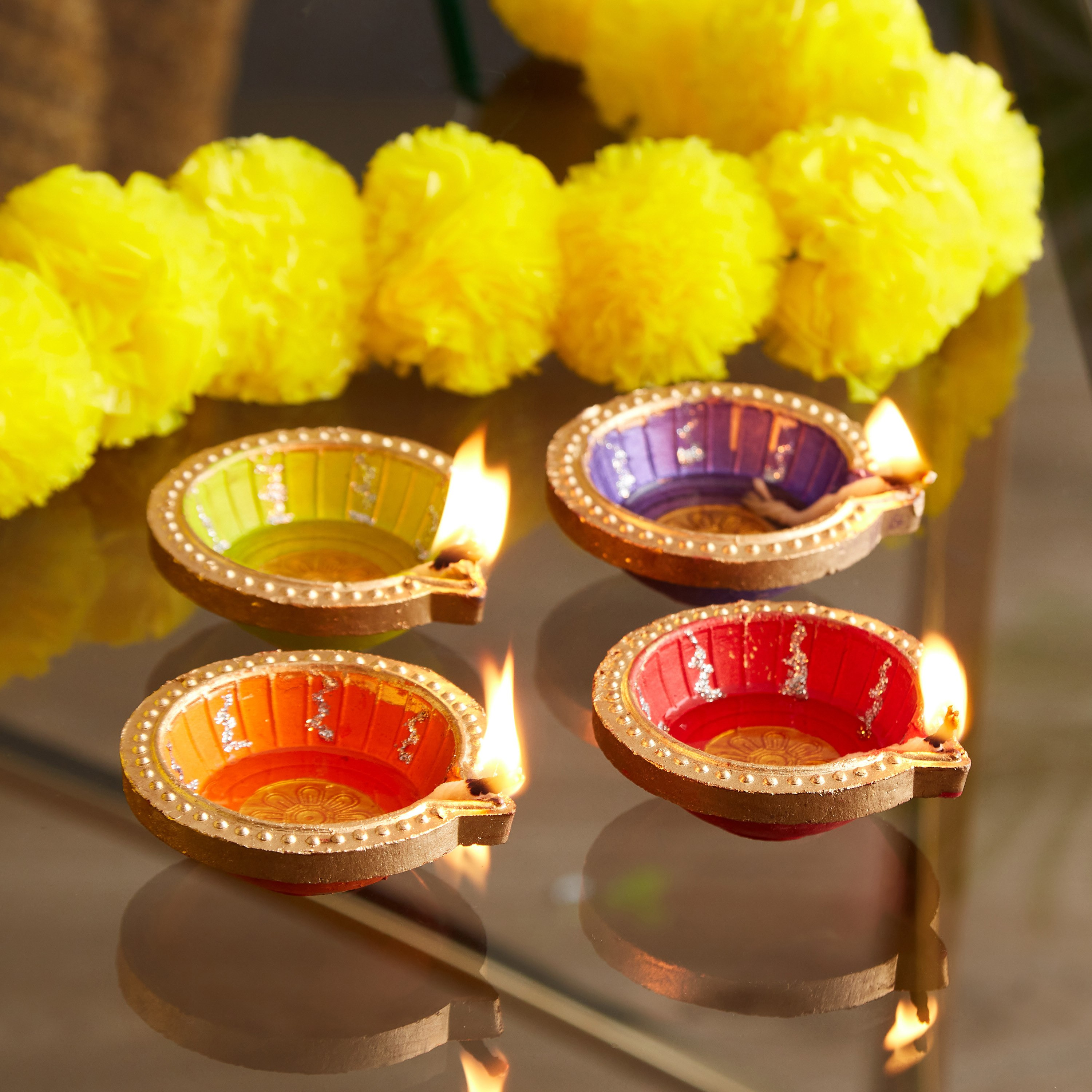 طقم ضيا ملون 4 قطع دون شمع من لومينوس - 7.5x7.5x2.5 سم-hbxlivingroom-decorandaccessories-candleholders-image-1