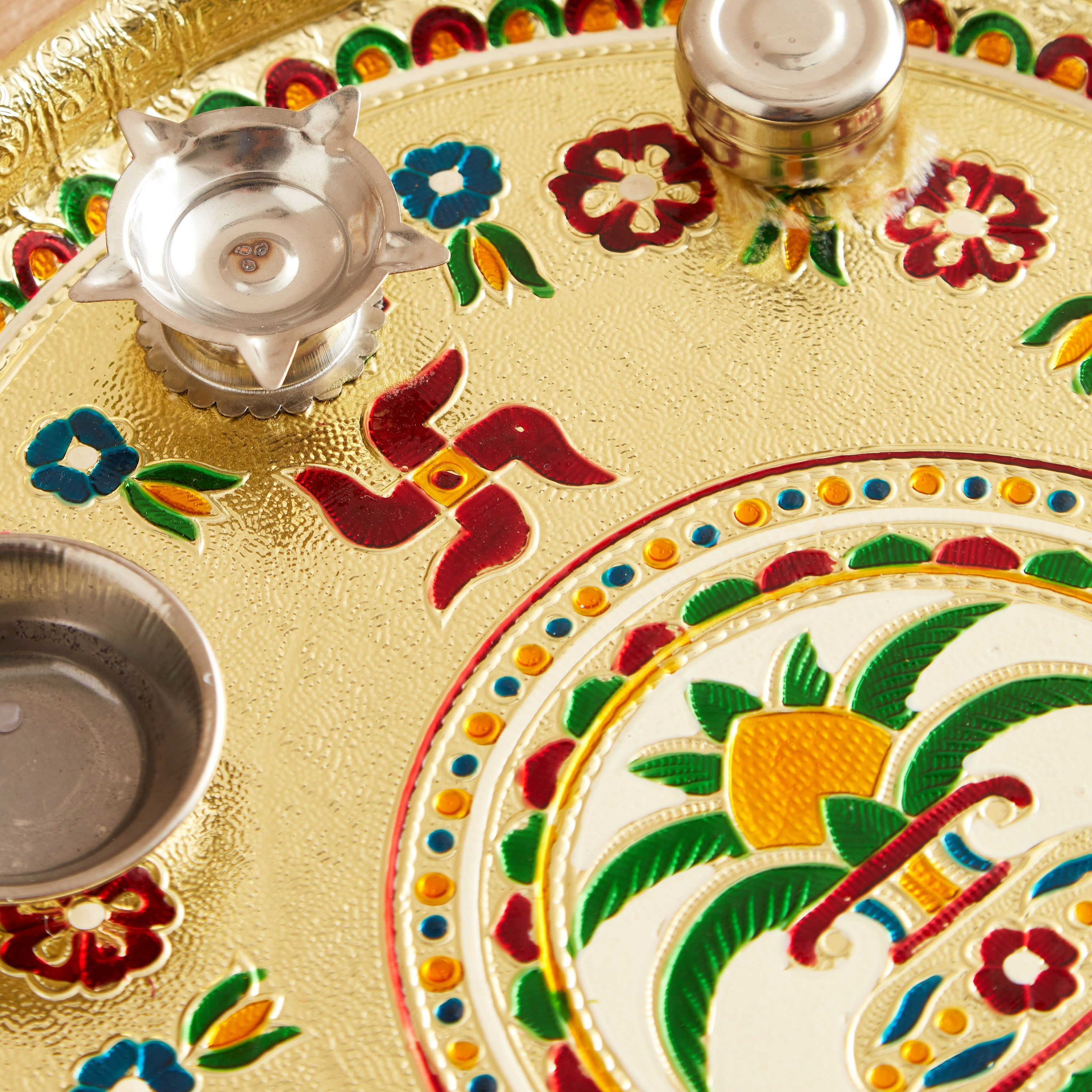 Luminious Kalash 11-inch Pooja Thali with Box Packing - 28x28x3 cm-hbxhomeware-homedecor-figurinesandornaments-image-3