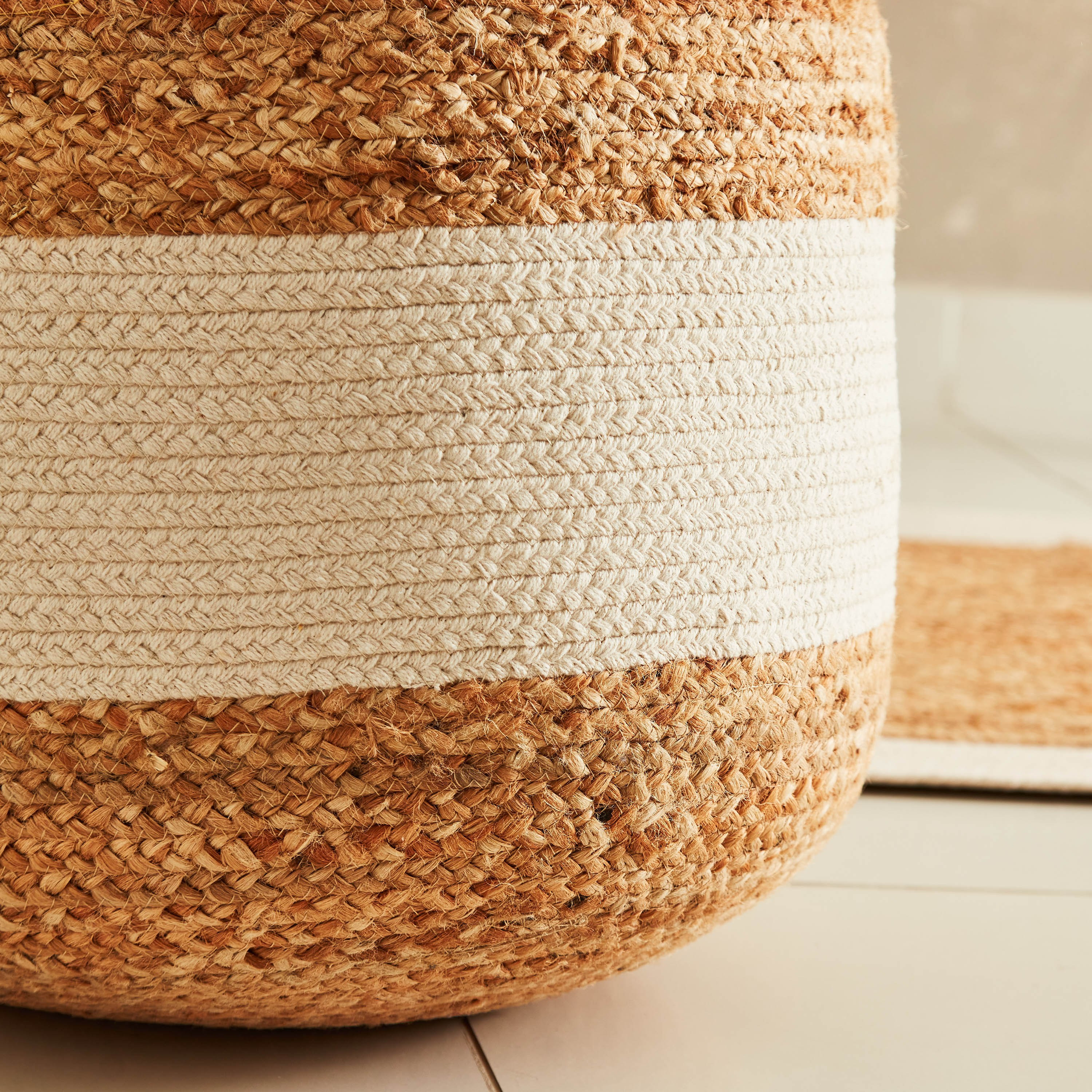 مقعد بوف جوت مصنوع يدويا من إيكو - 50x35 سم-hbxfurniture-kidsroom-kidsbeanbags-image-4