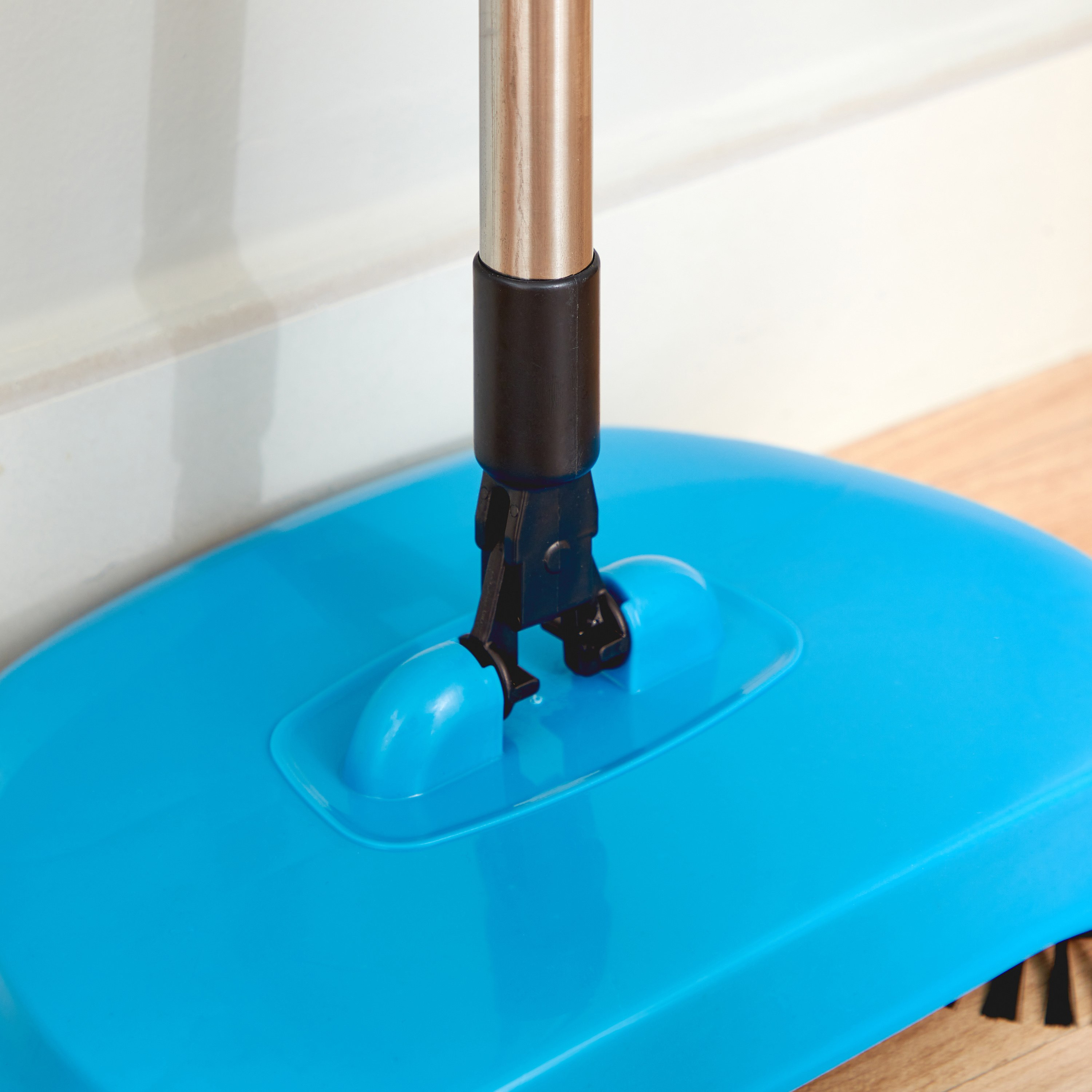 مكنسة تنظيف الأرضيات دوارة 360 درجة من ألينا - 31x19x76 سم-hbxbathroom-laundry-cleaningaccessories-image-4