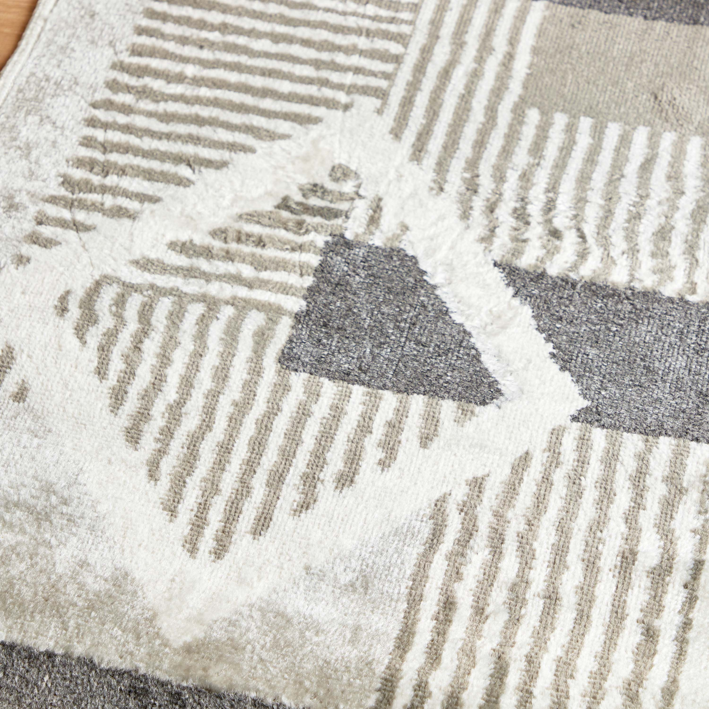 سجادة مقاومة للبقع بتصميم هندسي من استيلا - 60x150 سم-hbxdecorandfurnishings-floorcoverings-rugs-image-3
