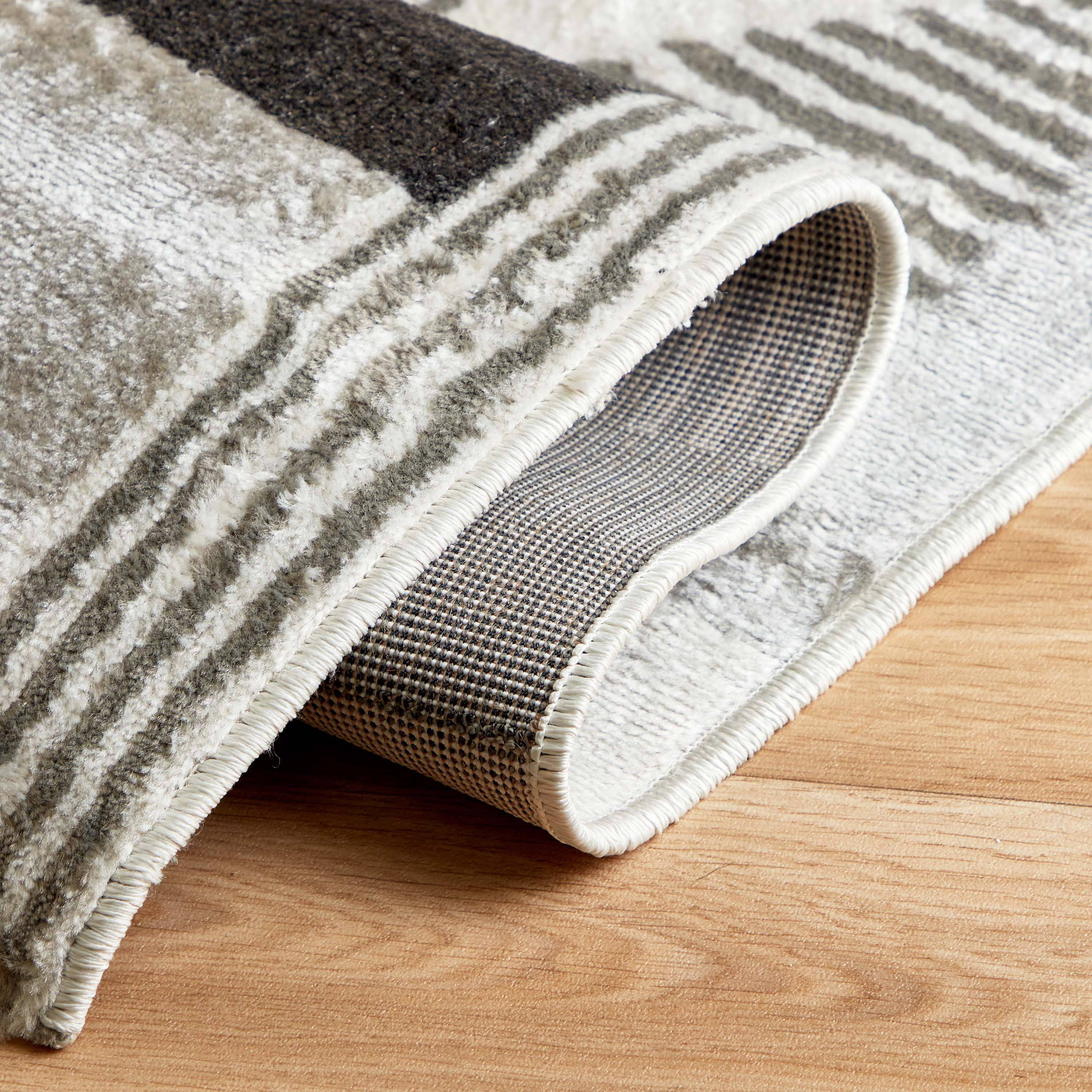 سجادة مقاومة للبقع بتصميم هندسي من استيلا - 60x150 سم-hbxdecorandfurnishings-floorcoverings-rugs-image-4