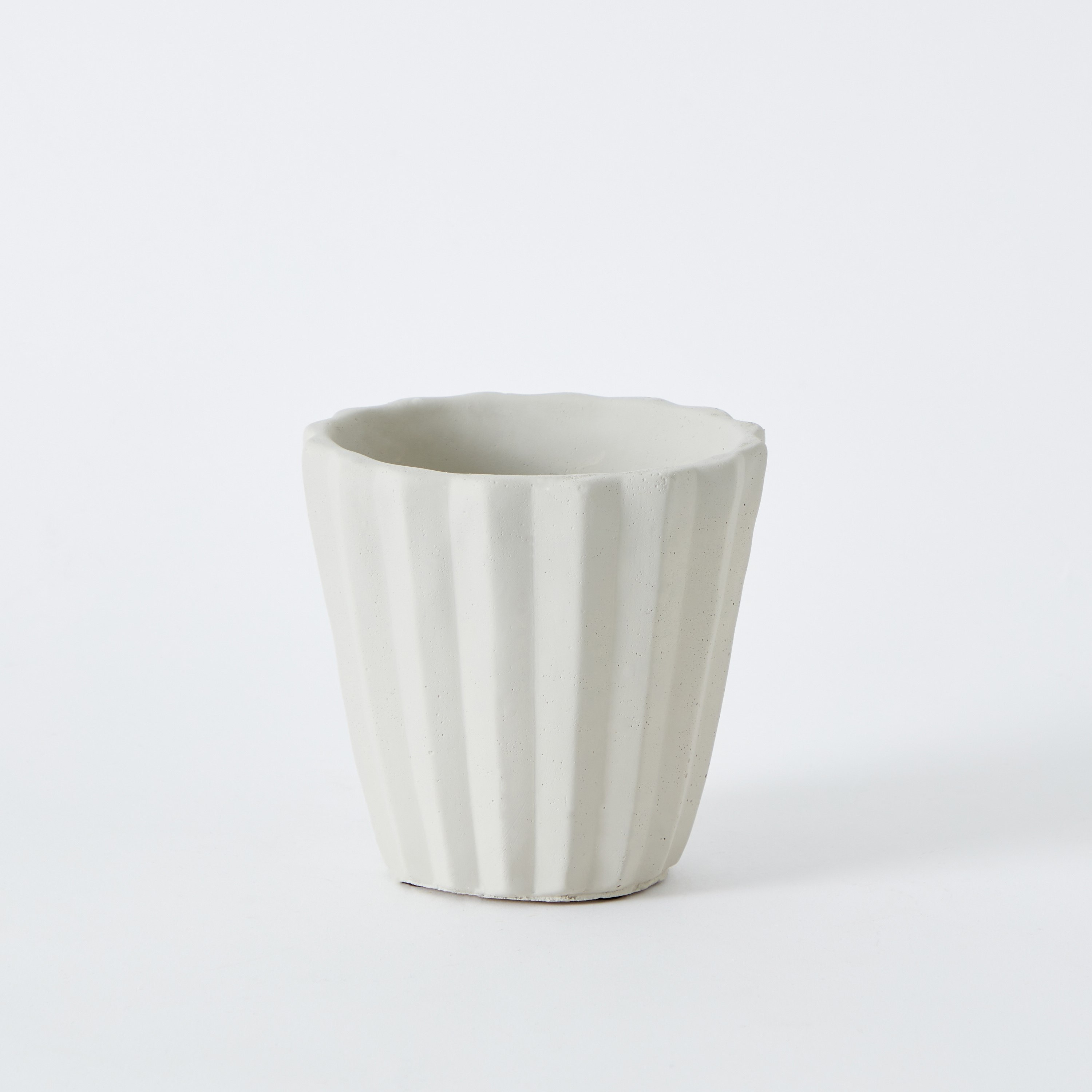 إناء زرع سيراميك مضلّع من سيارا - 12.5x12.5x12.5 سم-hbxhomeware-hbxdecorandfurnishings-image-6