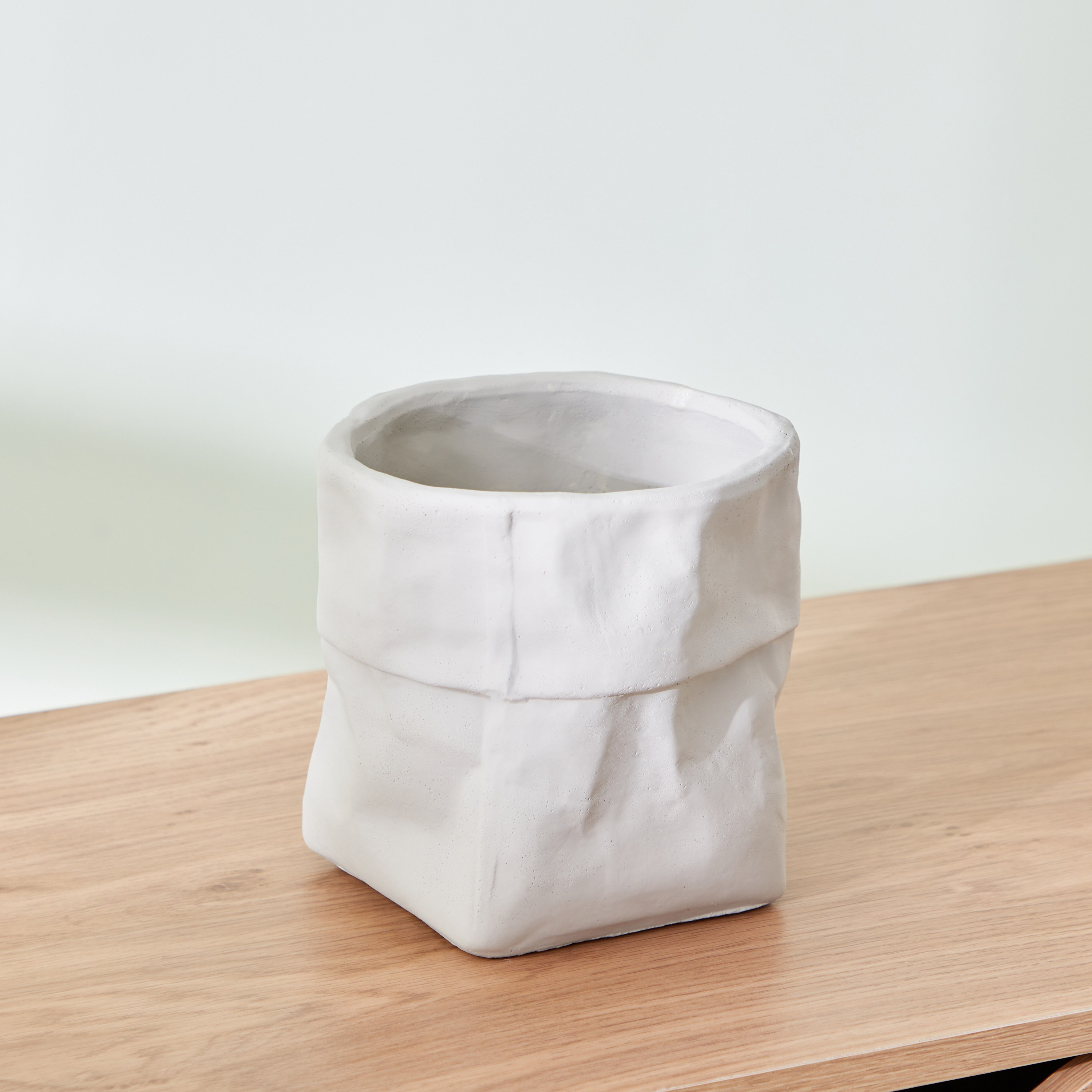 إناء زرع سيراميك من سيارا - 15.5x15.5x15.5 سم-hbxhomeware-hbxdecorandfurnishings-image-3