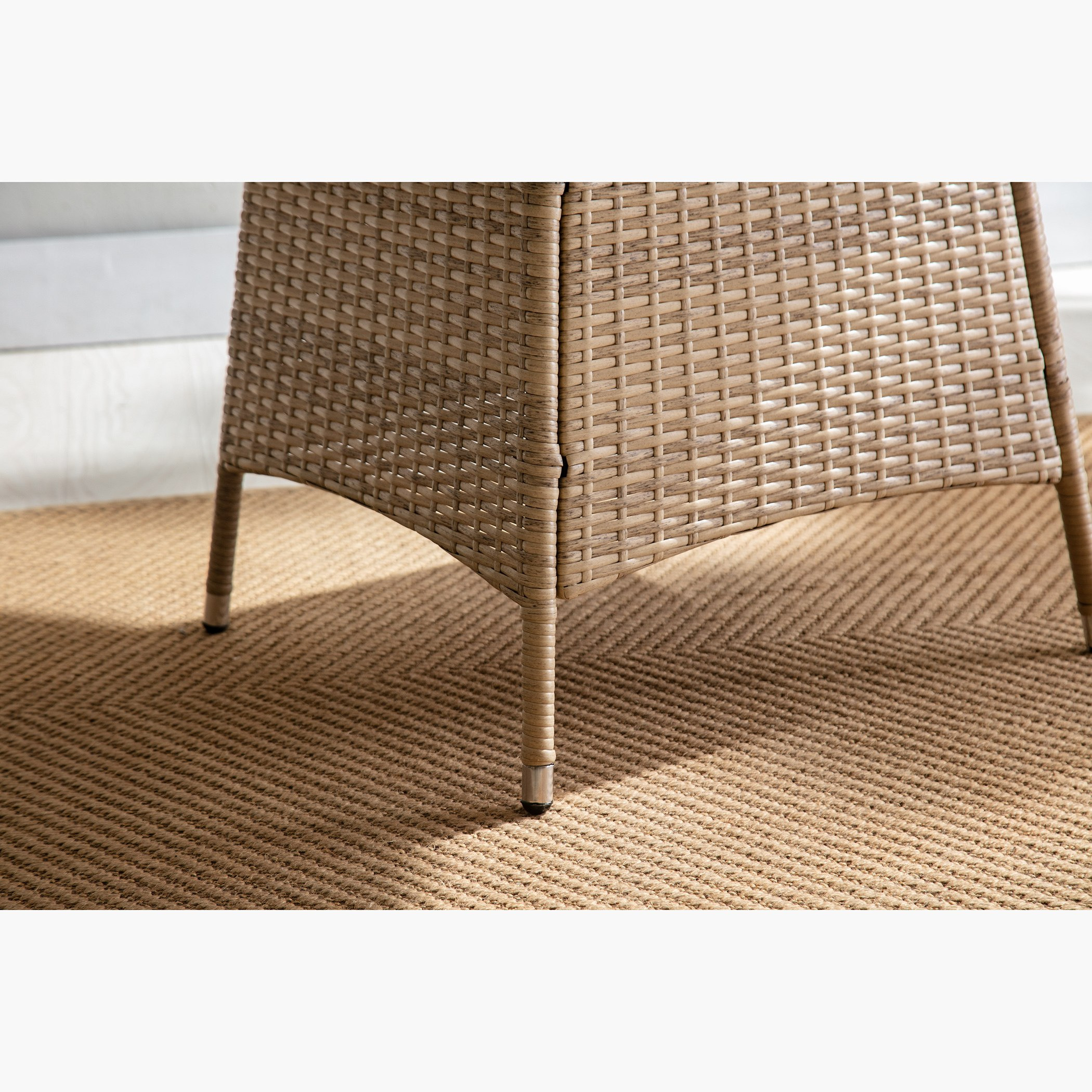 طقم سفرة 4 مقاعد للجلسات الخارجية من كينزي-hbxfurniture-outdoor-diningsets-image-4