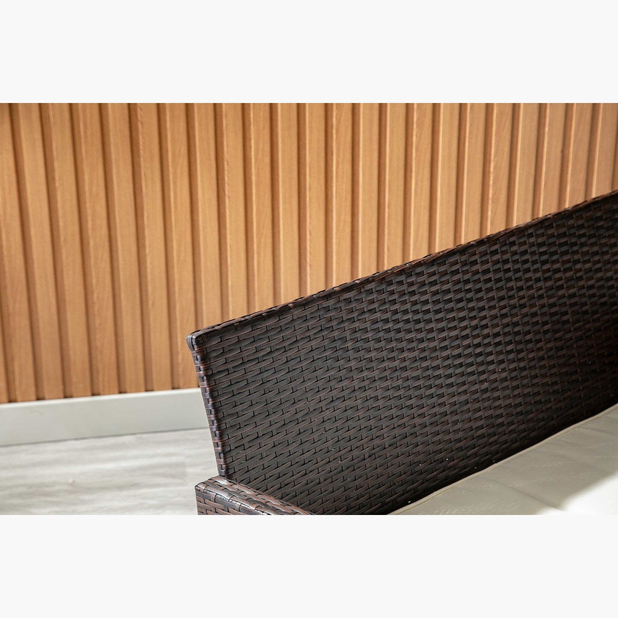 طقم كنب 4 مقاعد للمساحات الخارجية مع وسائد من أوربينو-hbxoutdoor-hbxoutdoorfurniture-sofasets-image-5