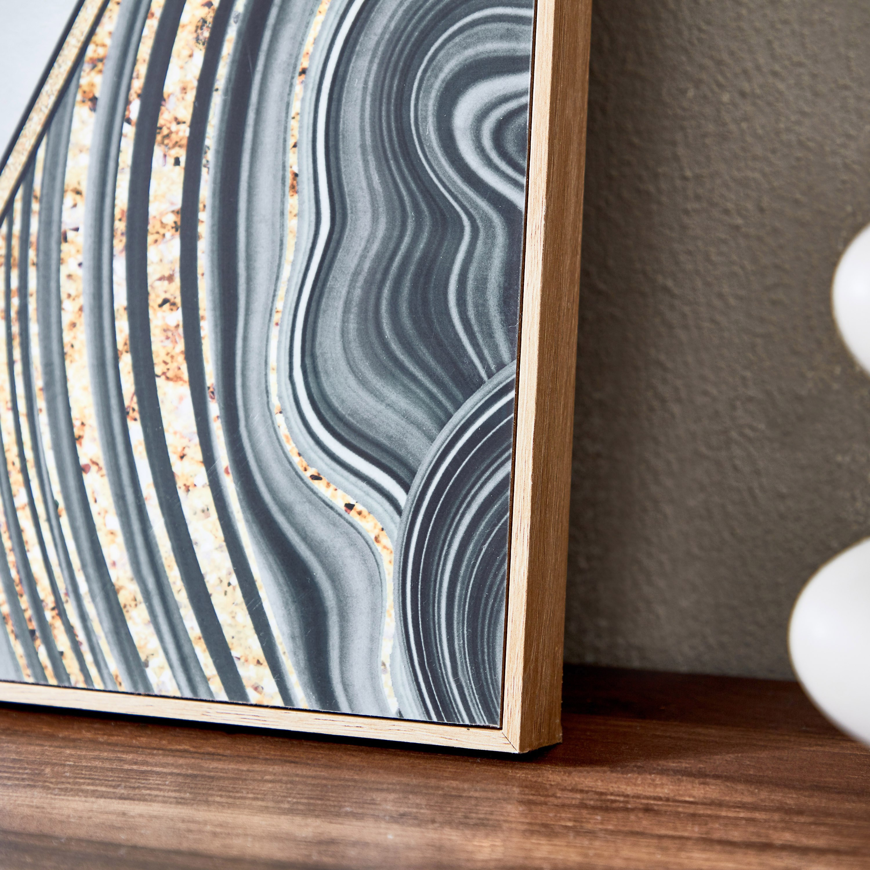 لوحة مؤطرة من فيحا - 60x2.5x60 سم-hbxhomeware-hbxdecorandfurnishings-image-3