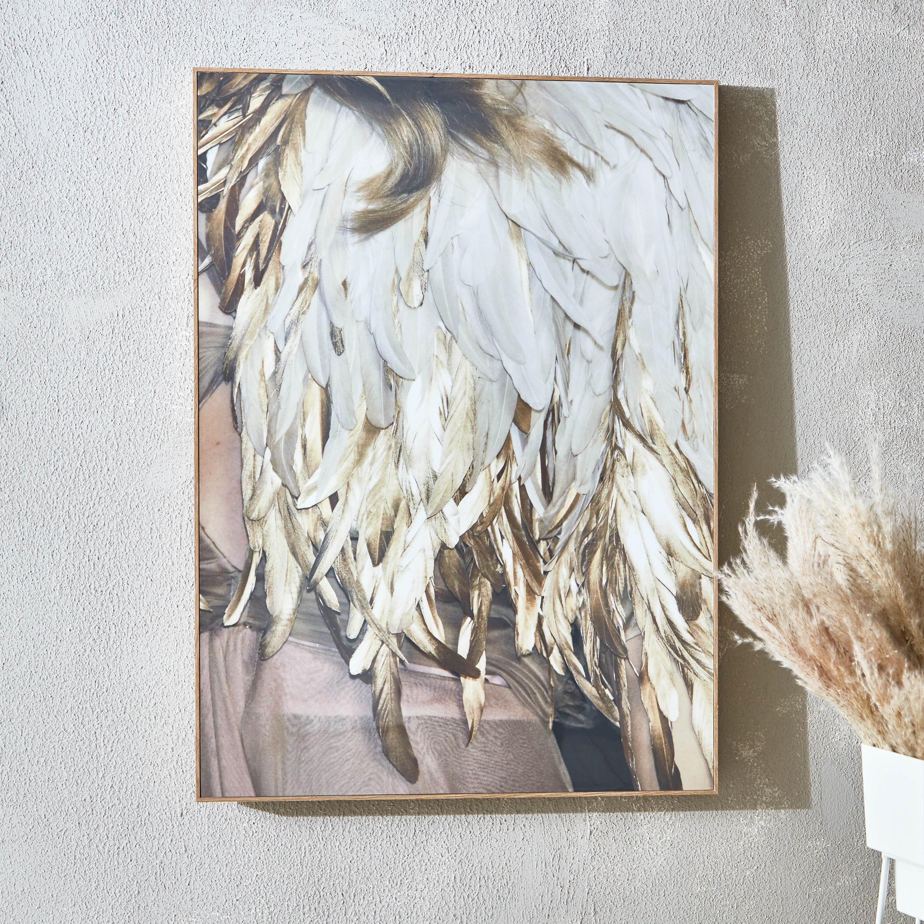 لوحة مؤطرة بتصميم ريش من فيحا - 50x2.5x70 سم-hbxhomeware-hbxdecorandfurnishings-image-1