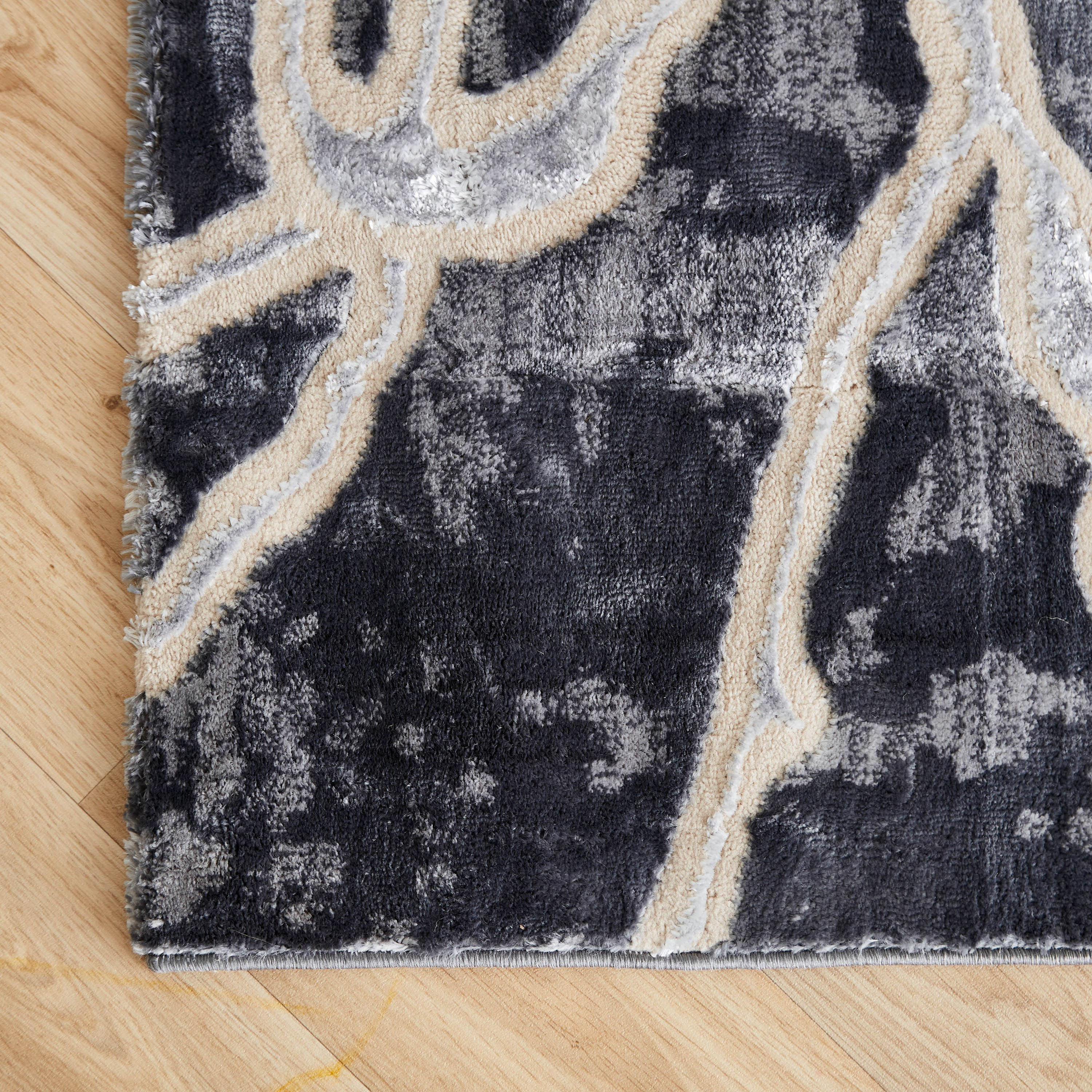 سجادة مقاومة للانزلاق كلاودي من شين - 150x200 سم-hbxdecorandfurnishings-floorcoverings-rugs-image-2