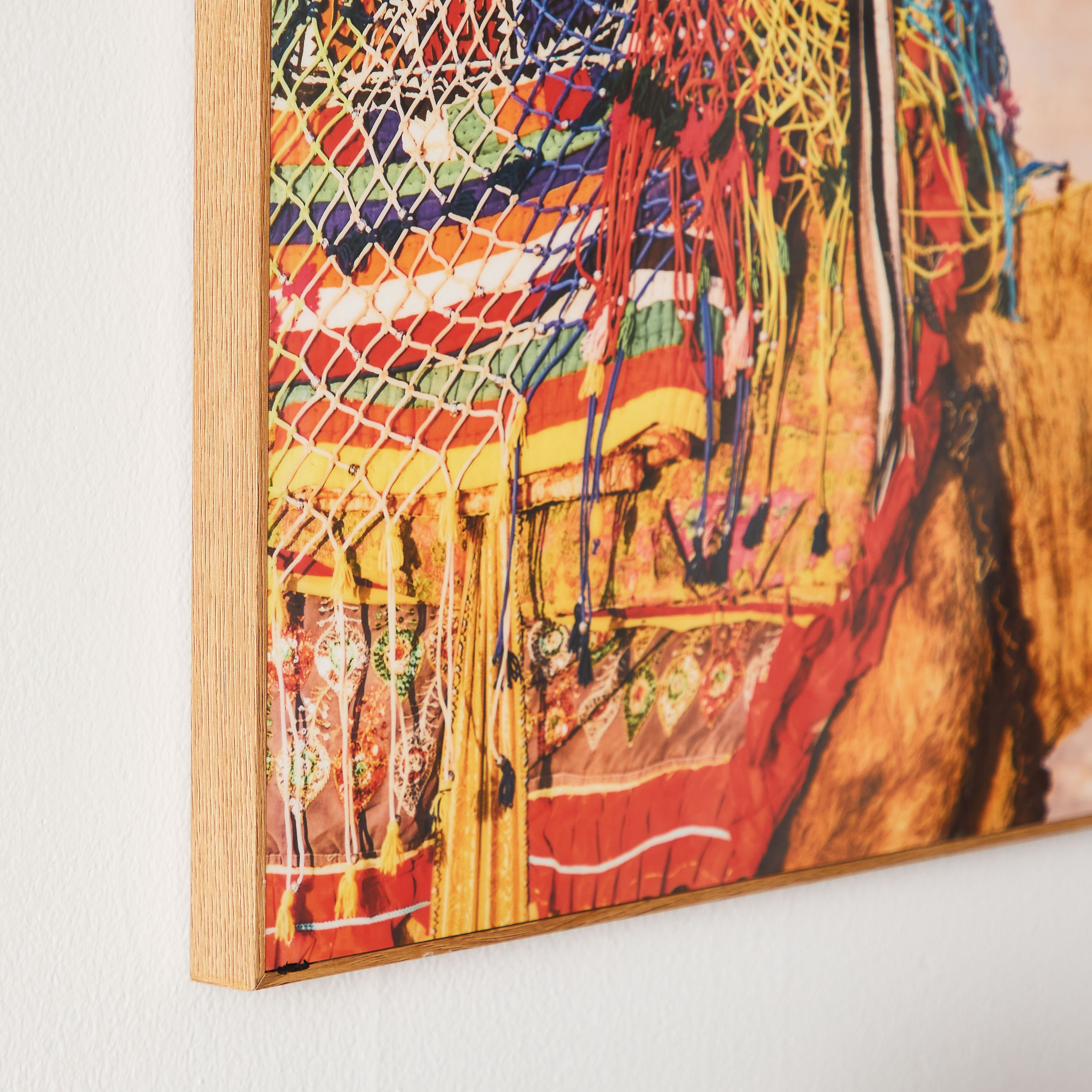 زينة حائط مؤطرة جمل من فيها - 90x2.5x60 سم-hbxhomeware-hbxdecorandfurnishings-image-4