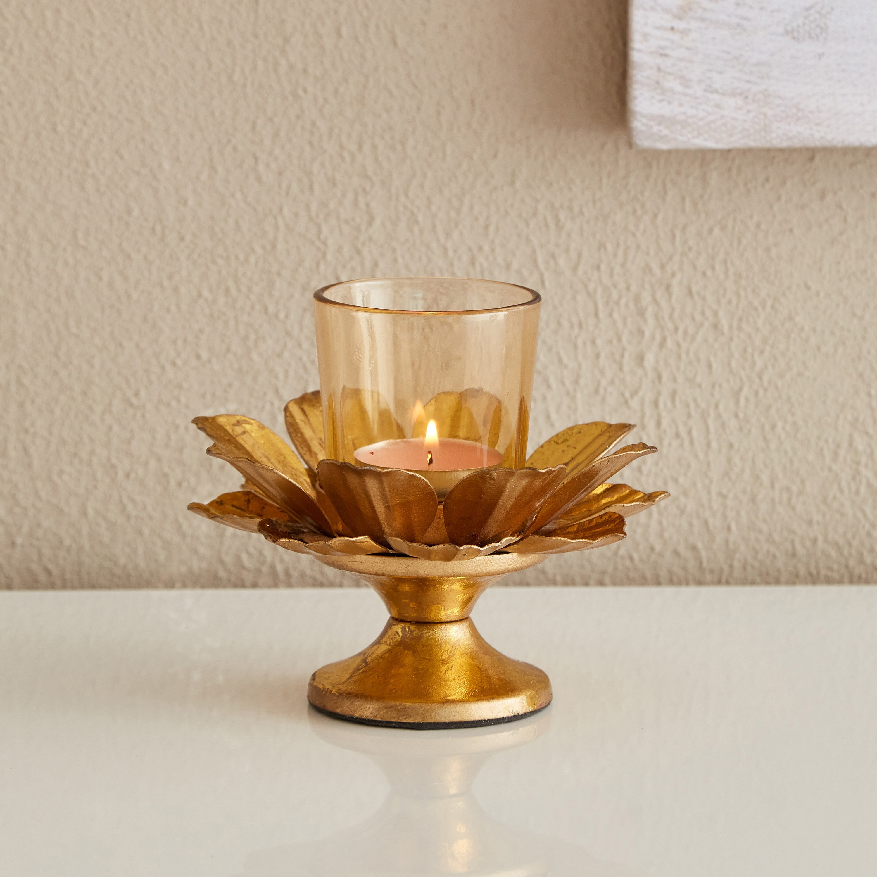 حامل شموع صغيرة معدني بتصميم لوتس من لومينوس- 12x12x11 سم-hbxlivingroom-decorandaccessories-candleholders-image-1