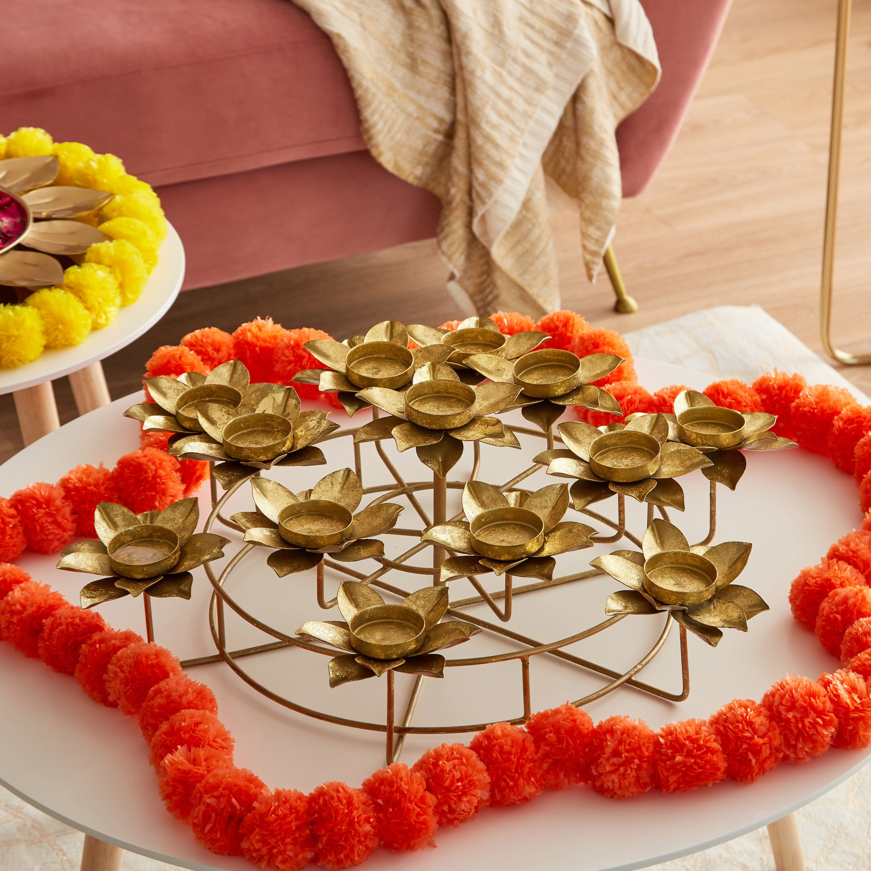 حامل شموع صغيرة معدن متعدد الطوابق بتصميم زهرة اللوتس من كومود - 55x55x21 سم-hbxlivingroom-decorandaccessories-candleholders-image-3