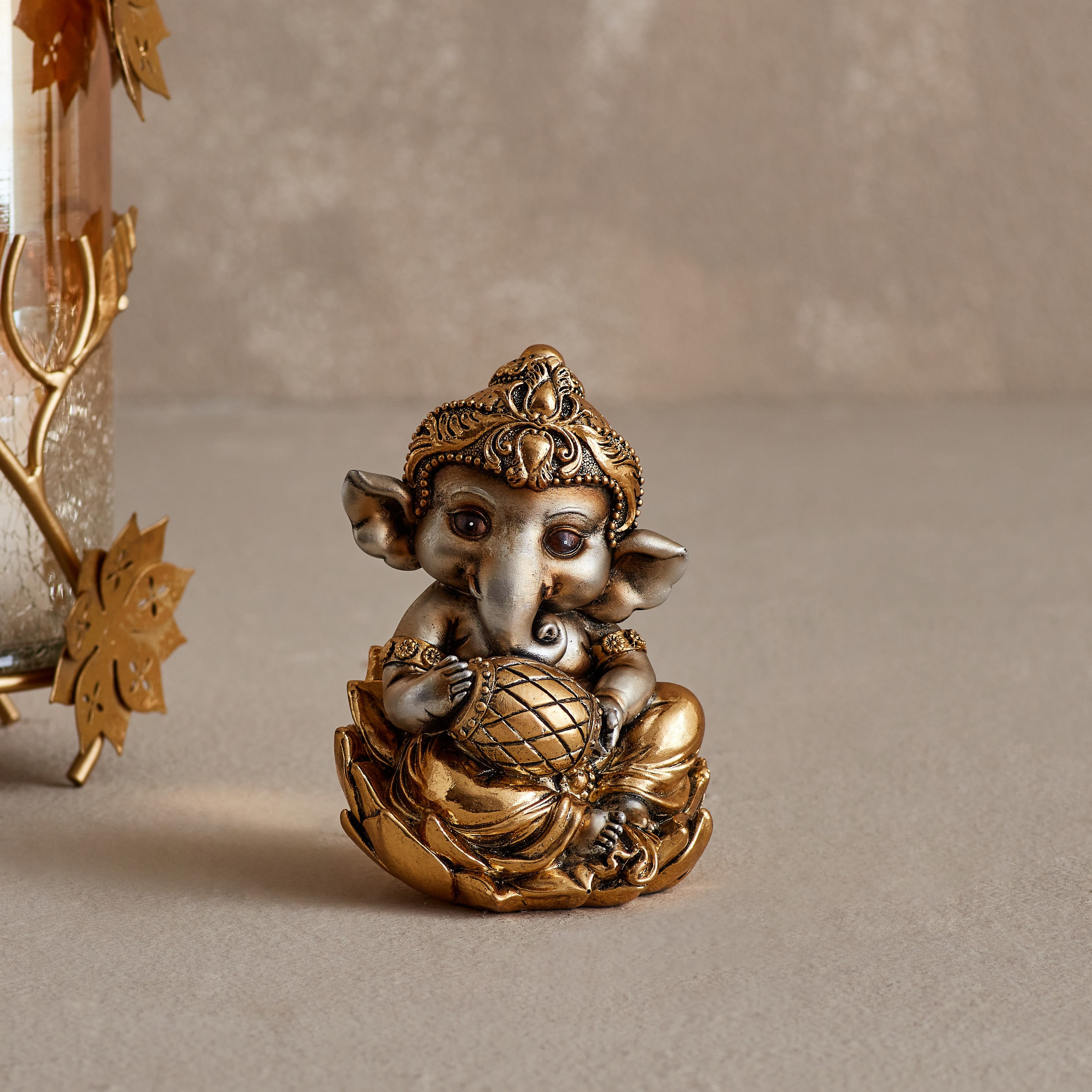 تمثال ديكور من ديفاين - 8.5x8x12 سم-hbxhomeware-homedecor-figurinesandornaments-image-1