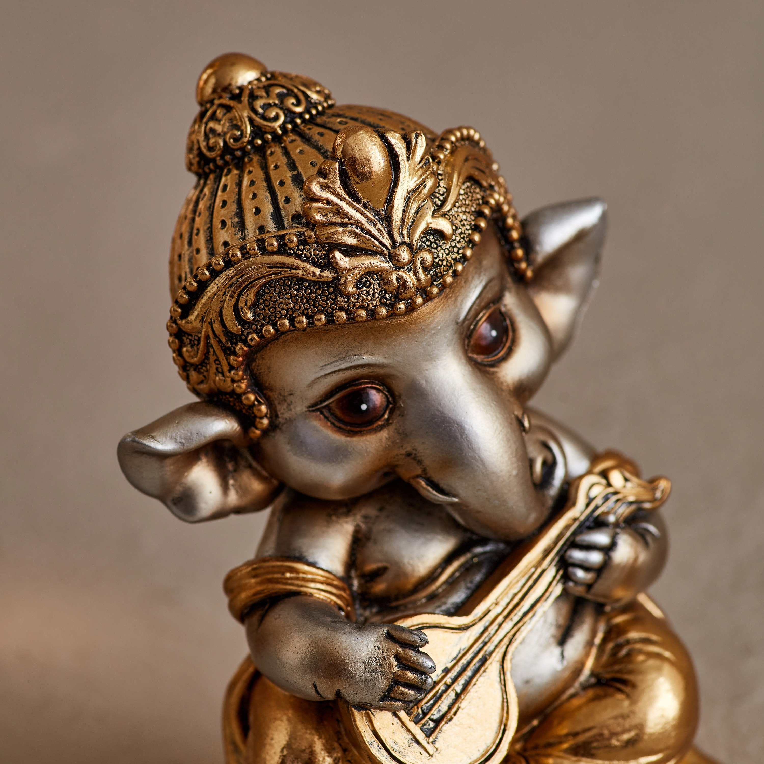 تمثال ديكور من ديفاين - 8x7x12 سم-hbxhomeware-homedecor-figurinesandornaments-image-4