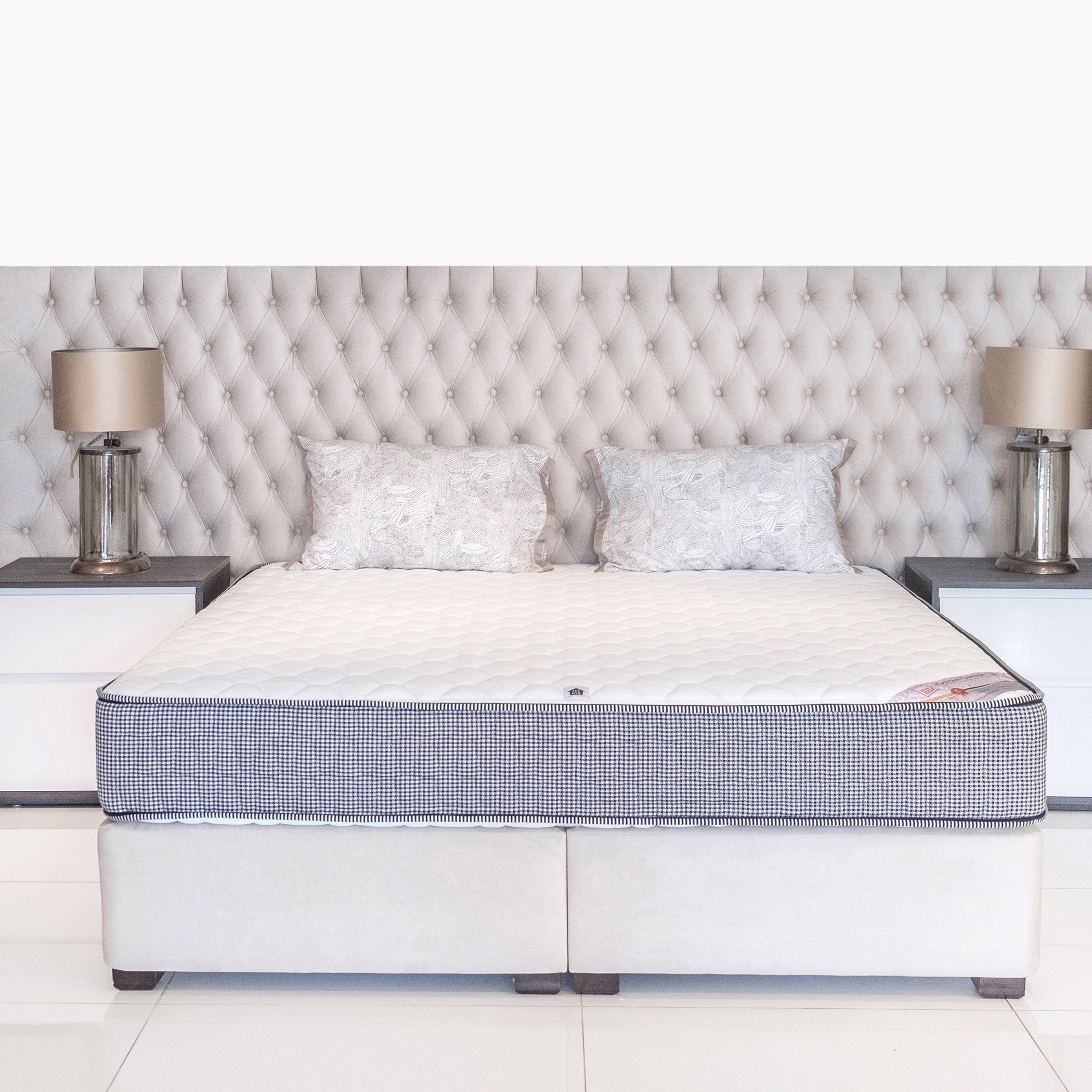 مرتبة كوين متوسطة الصلابة بنوابض جيبية من سليب نيست آي جولدن كومفورت - 160x200x26 سم-hbxbedroom-mattresses-queen-image-9