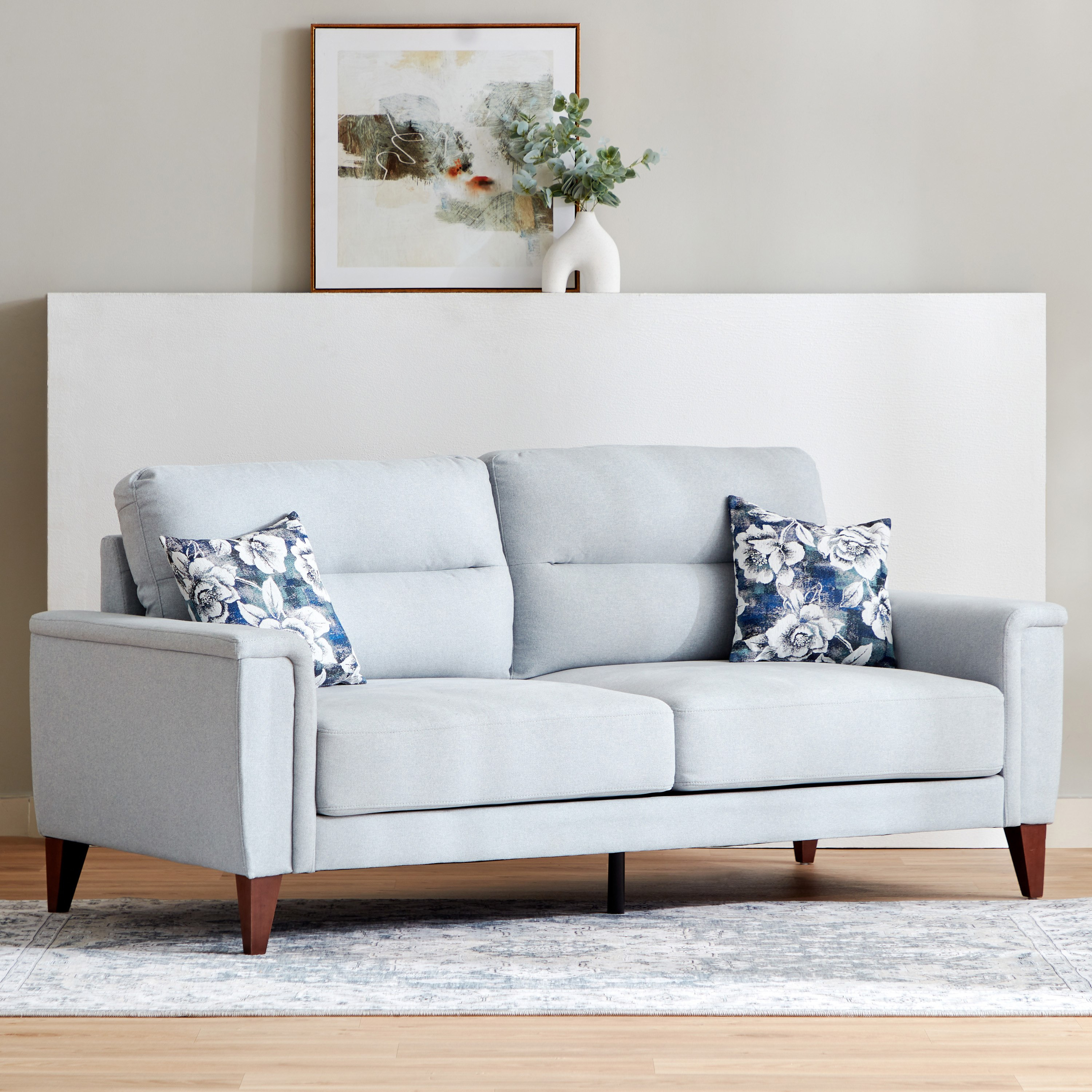 كنبة 3 مقاعد مع وسادتين من ليما-hbxlivingroom-sofasandarmchairs-sofas-image-2