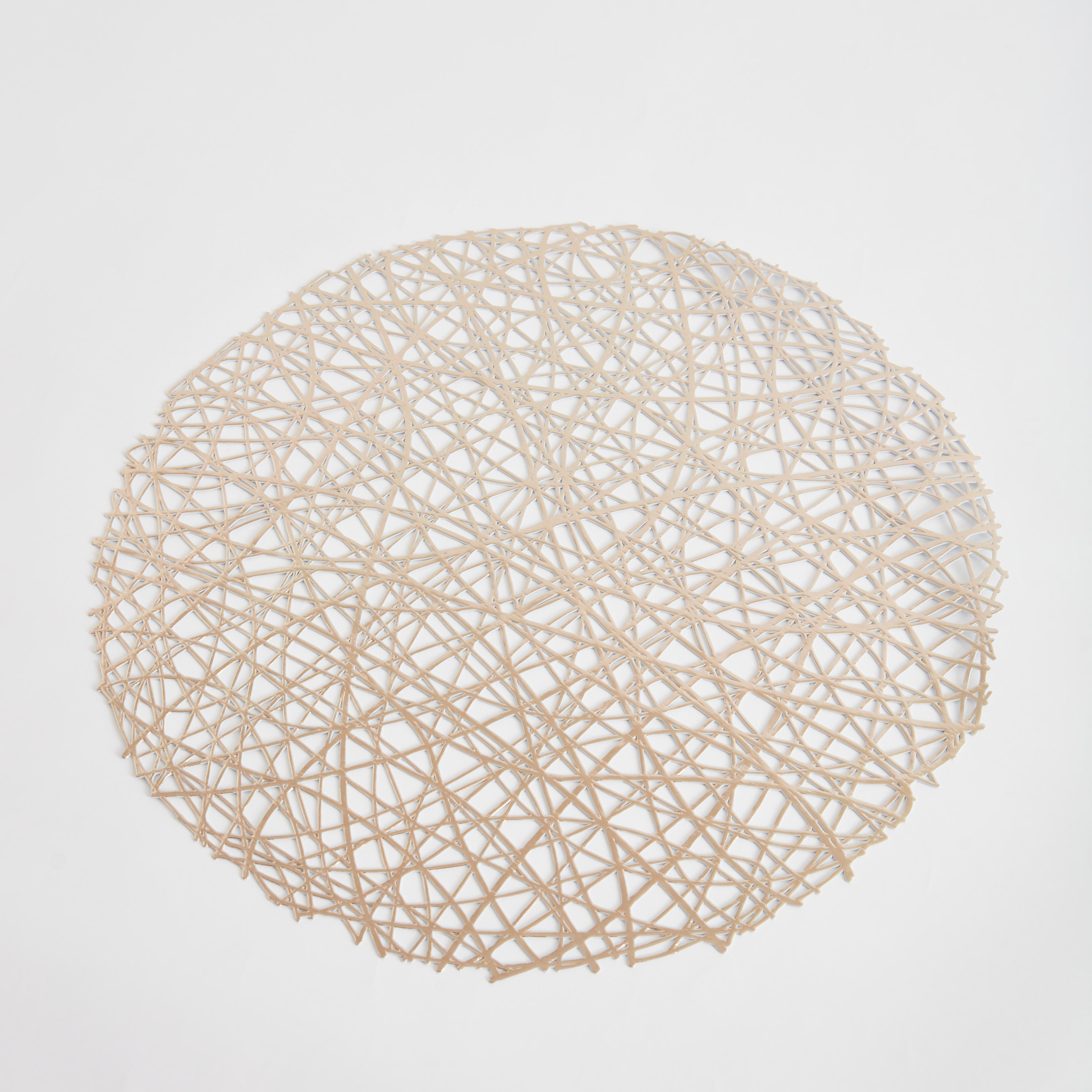 لبادة صحون مستديرة بتصميم مفرغ من هاميش - 38 سم-hbxdecorandfurnishings-homefurnishings-tablelinens-image-5