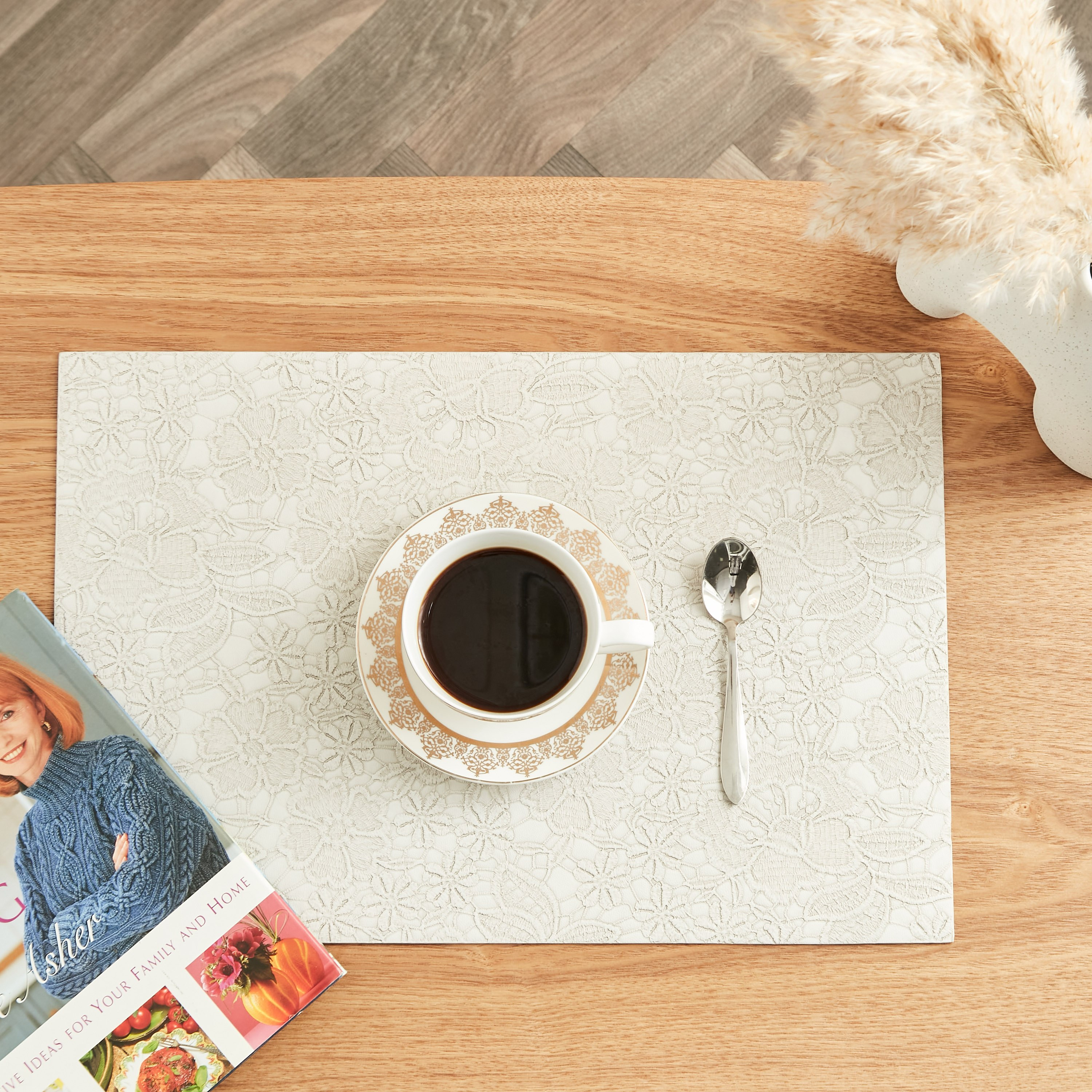 لبادة صحون بتصميم أزهار من كينجي - 30x45 سم-hbxdecorandfurnishings-homefurnishings-tablelinens-image-4