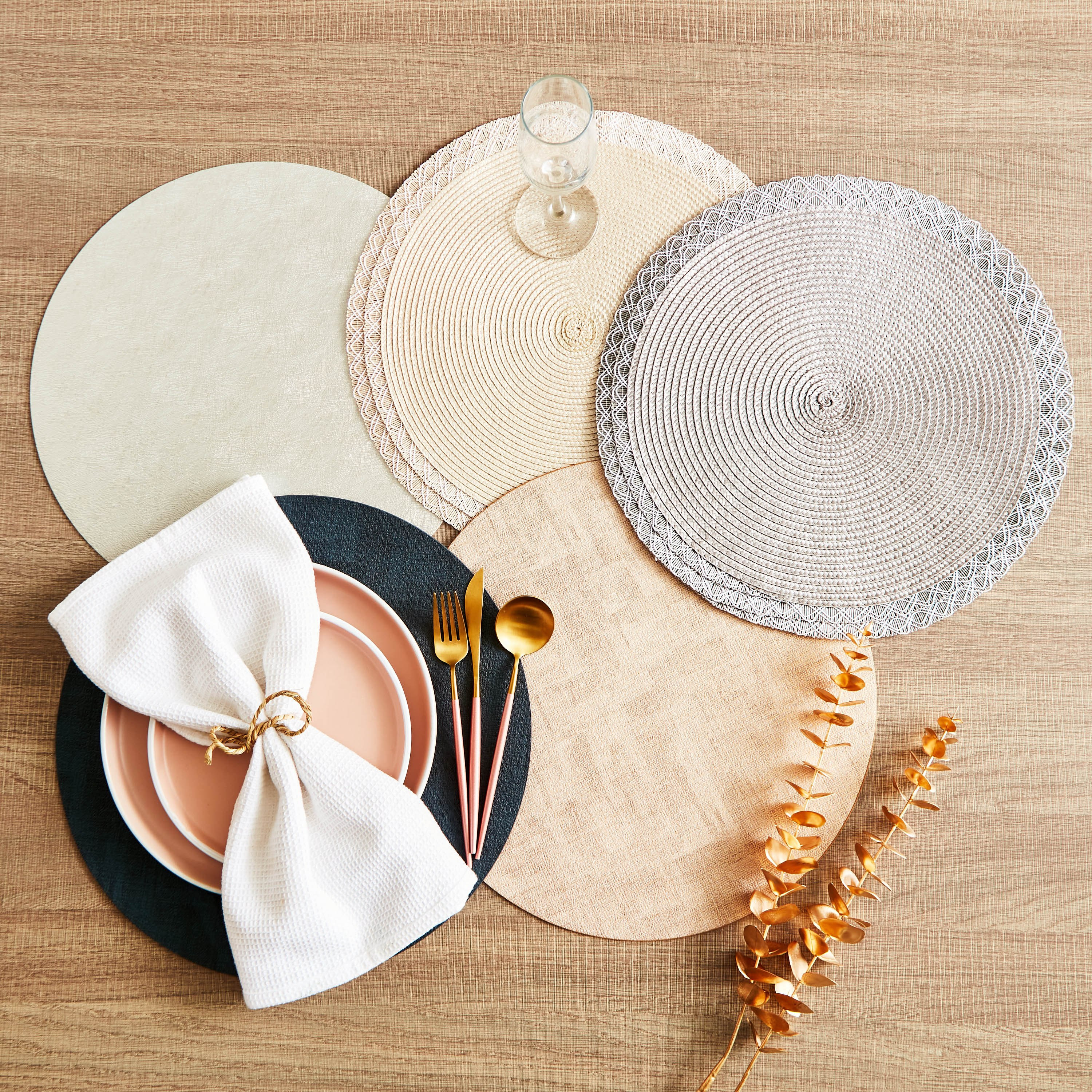 لبادة صحون مستديرة تستخدم على الوجهين من كازيمير - 38 سم-hbxdecorandfurnishings-homefurnishings-tablelinens-image-6