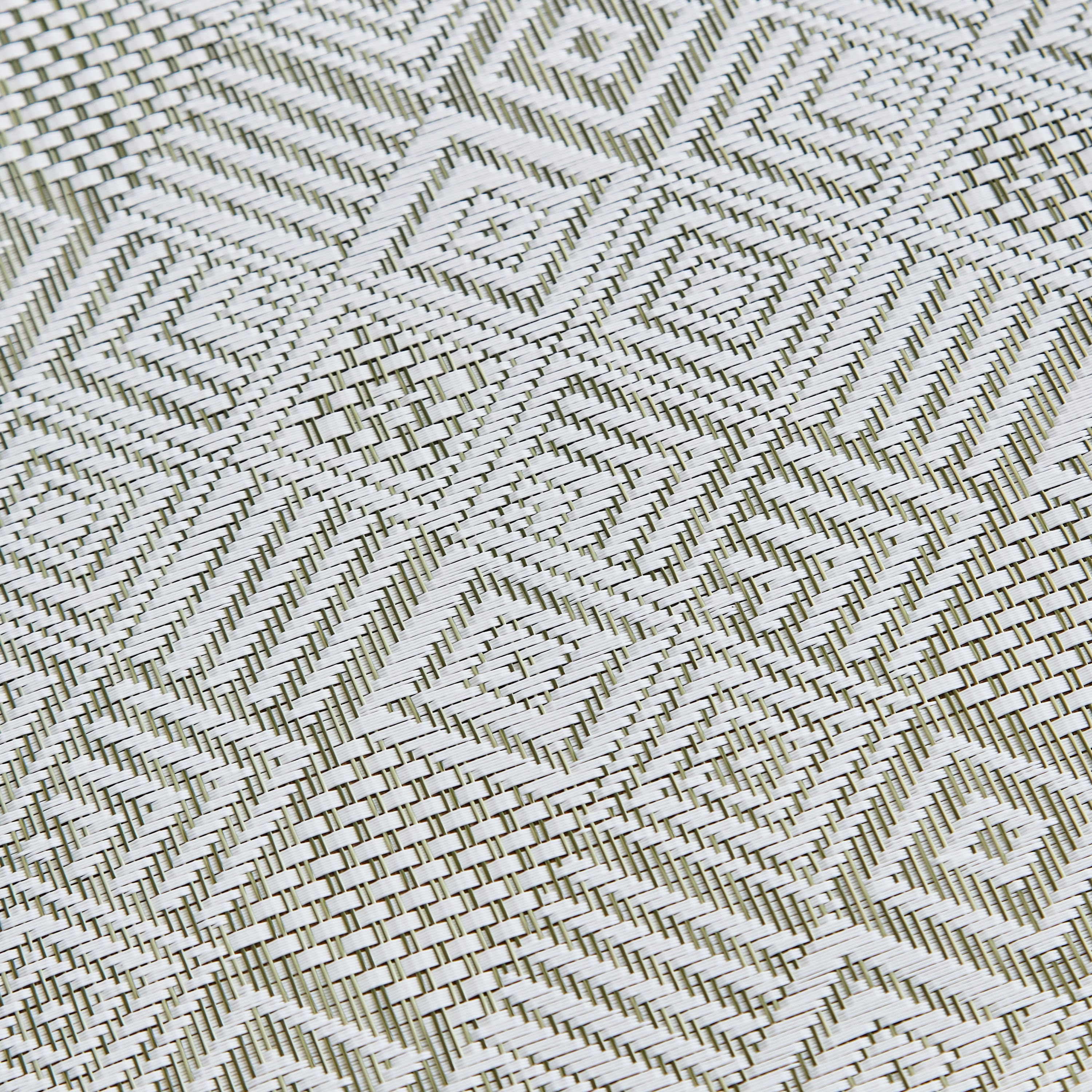 لبادة صحون شيفرون من أوزياس - 30x45 سم-hbxdecorandfurnishings-homefurnishings-tablelinens-image-3