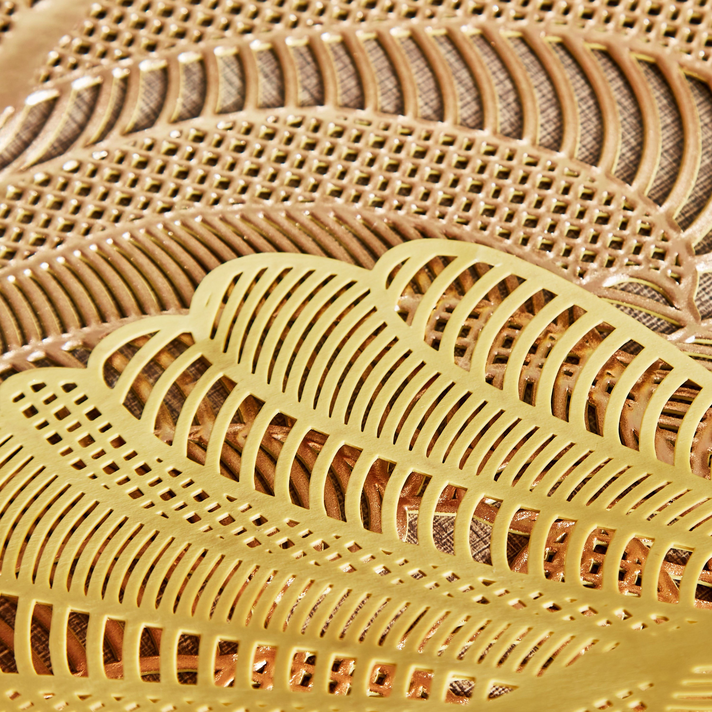 Leaf Runner - 33x92 cm-hbxdecorandfurnishings-homefurnishings-tablelinens-image-4