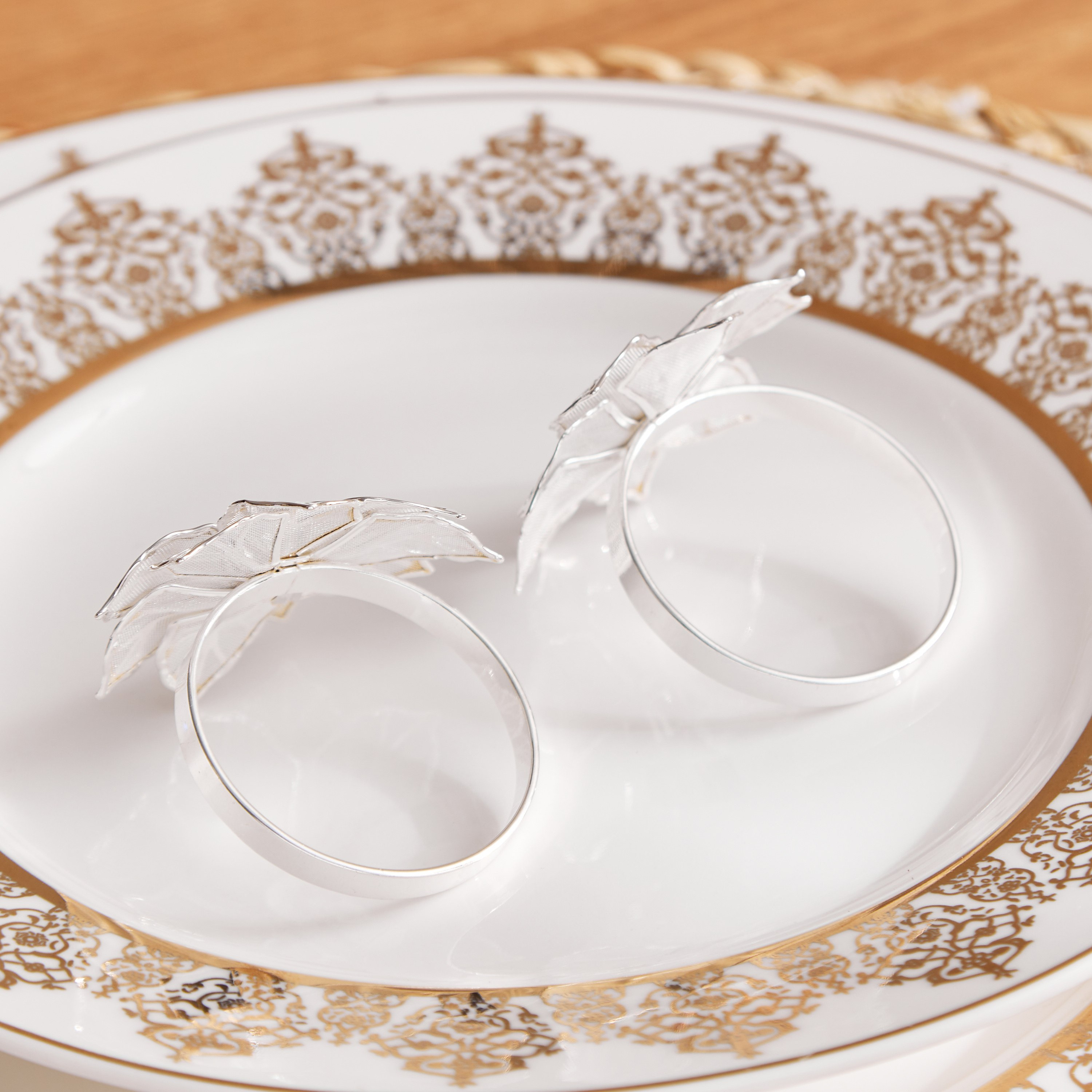 طقم حلقات مناديل سفرة معدنية قطعتين من كين - 5x5 سم-hbxdecorandfurnishings-homefurnishings-tablelinens-image-3