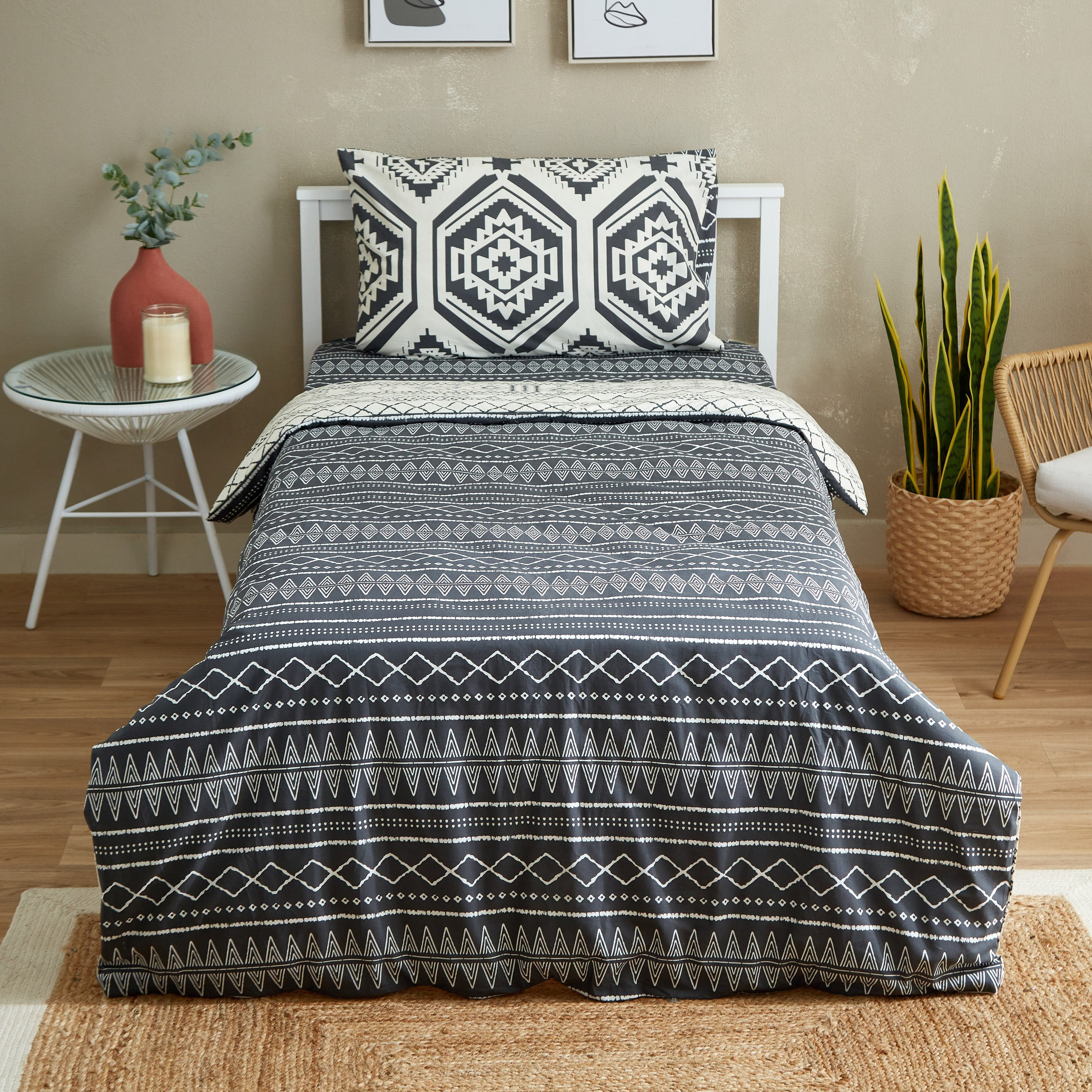 طقم غطاء لحاف قطن فردي يستخدم على الوجهين 3 قطع من زايلا - 135x220 سم-hbxhomeware-hbxdecorandfurnishings-image-2