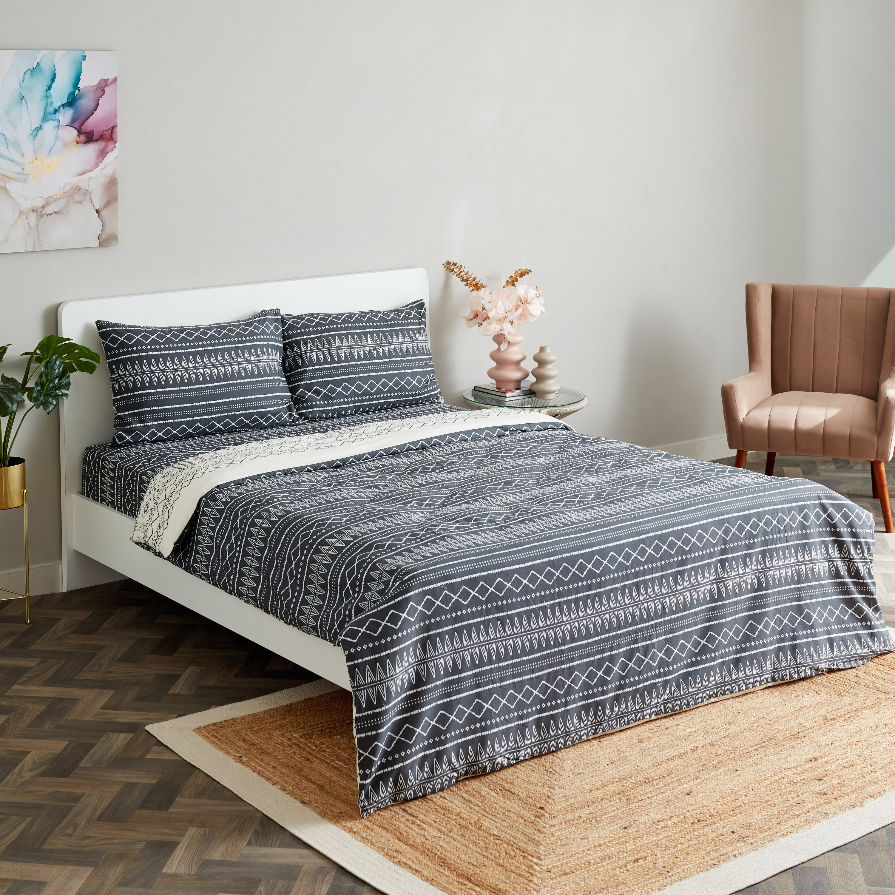 طقم غطاء لحاف قطن كوين يستخدم على الوجهين 4 قطع بطبعات من زايلا - 200x240 سم-hbxhomeware-bedding-duvetcovers-image-1