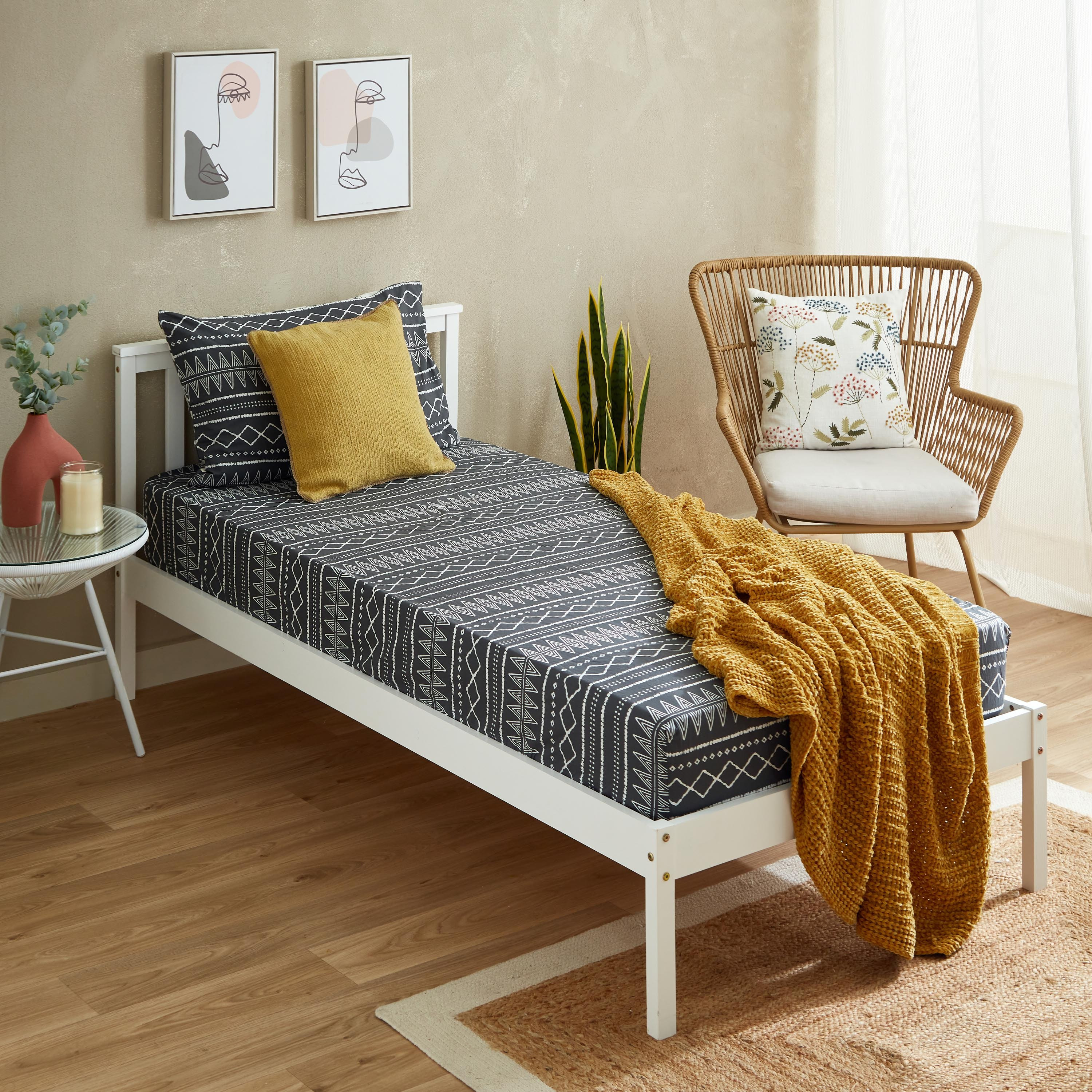 شرشف مطاطي قطن فردي بطبعات كليم أحادية اللون من زايلا - 90 × 200 + 25 سم-hbxhomeware-hbxbedroom-image-7