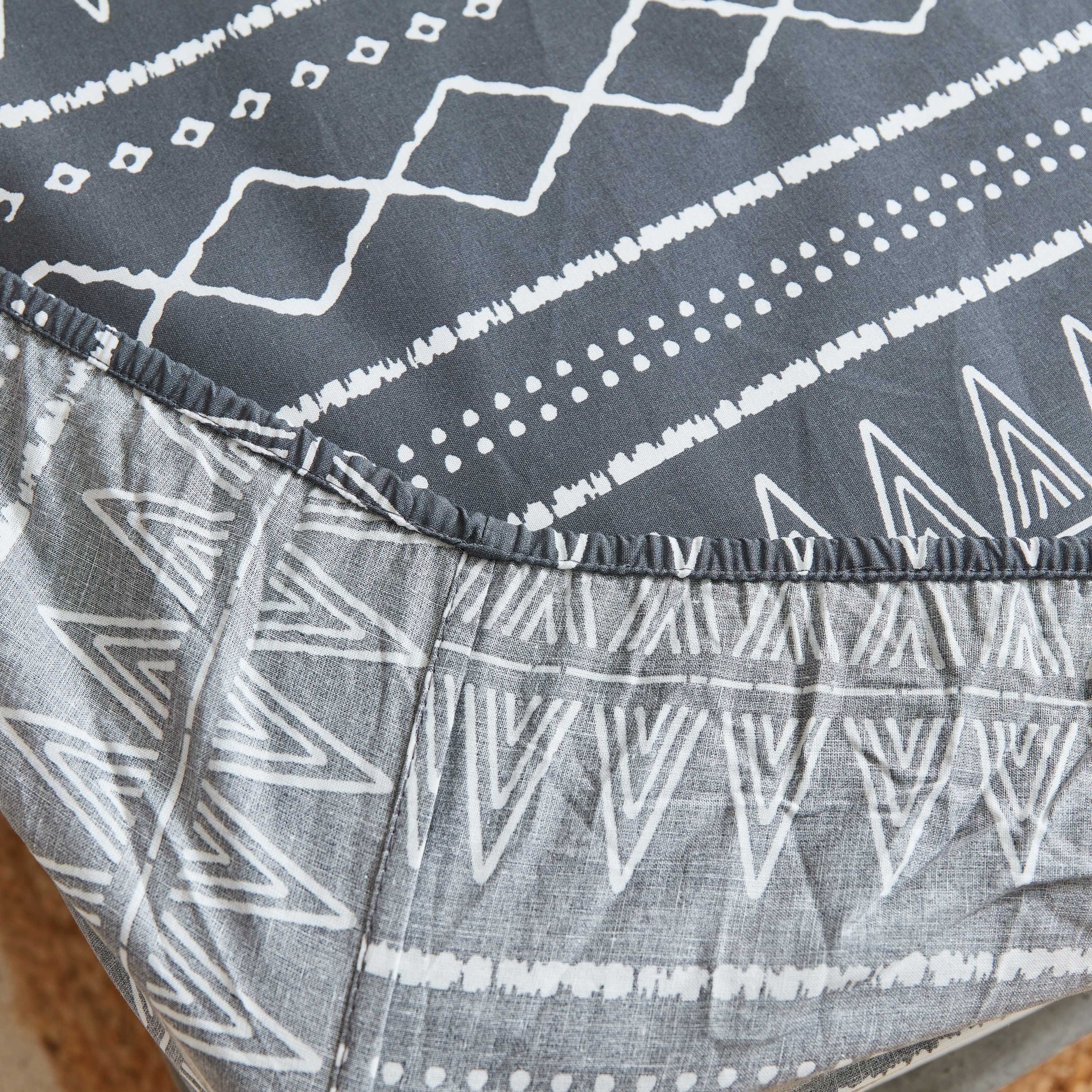 شرشف مطاطي قطن مزدوج بطبعات كليم أحادية اللون من زايلا - 120x200+33 سم-hbxhomeware-hbxbedroom-image-5