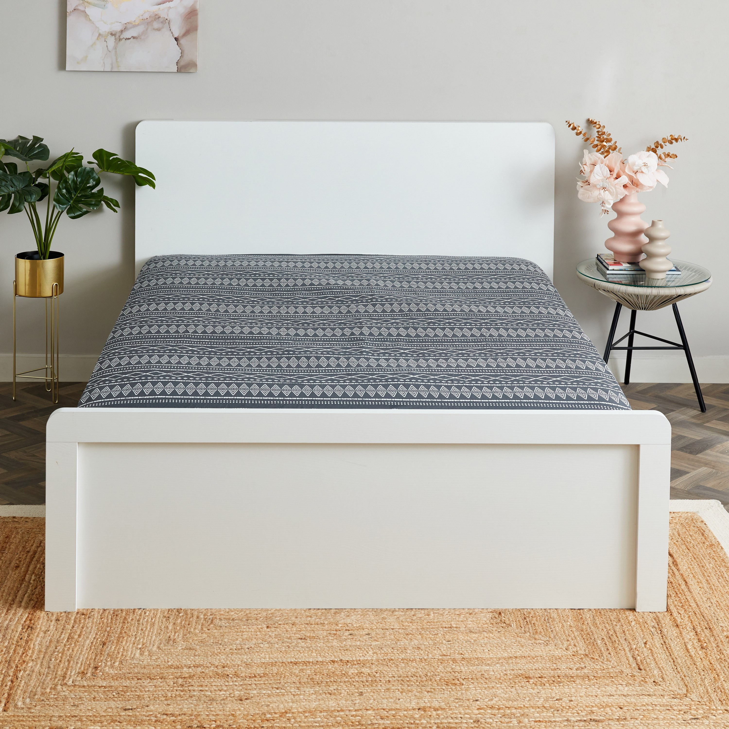 Zayla Monochrome Kilim Print Cotton Queen Fitted Sheet - 150x200+33 cm-hbxhomeware-hbxbedroom-image-2