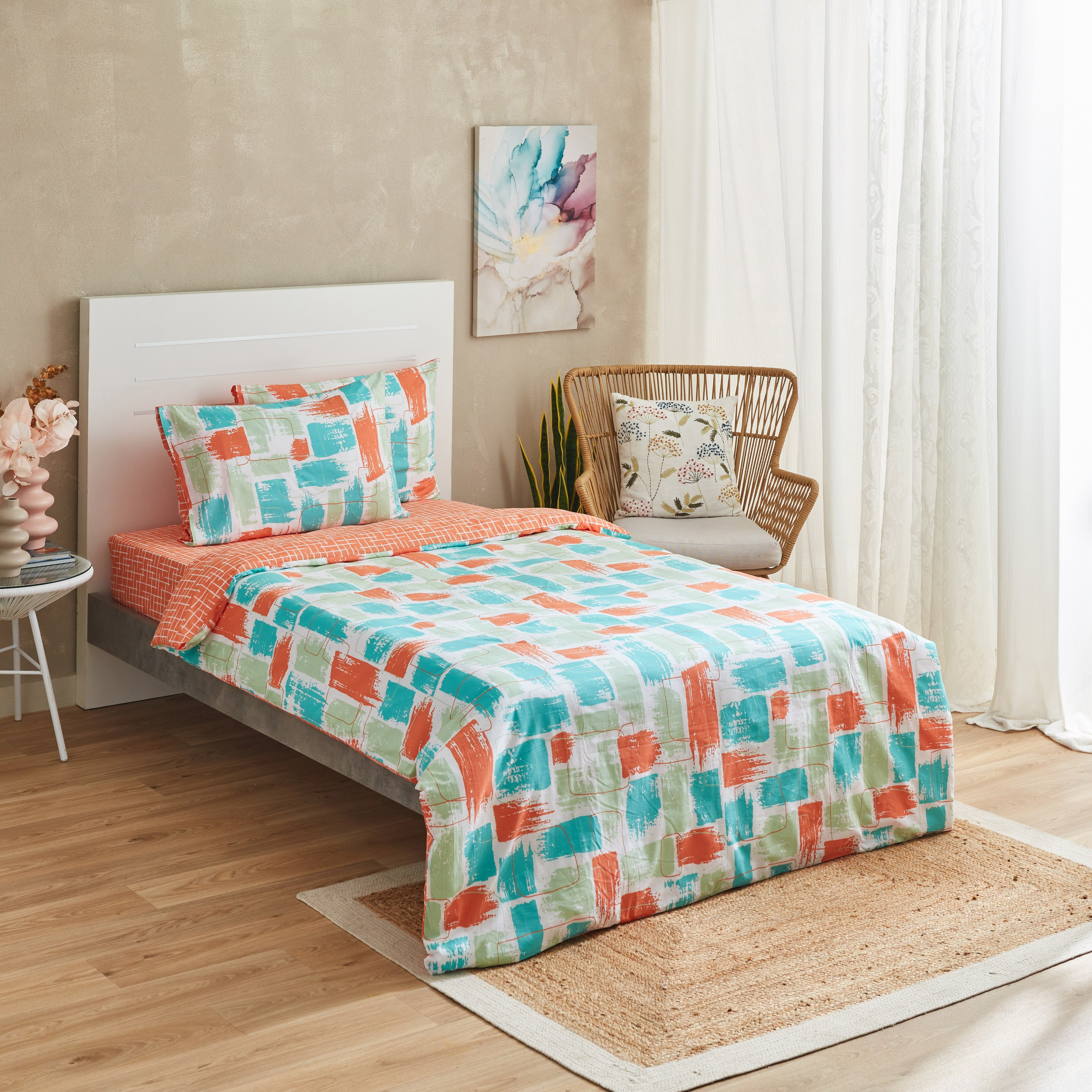 Zayla 4-Piece Abstract Print Reversible Cotton Twin Duvet Cover Set - 160x220 cm-hbxhomeware-hbxdecorandfurnishings-image-1