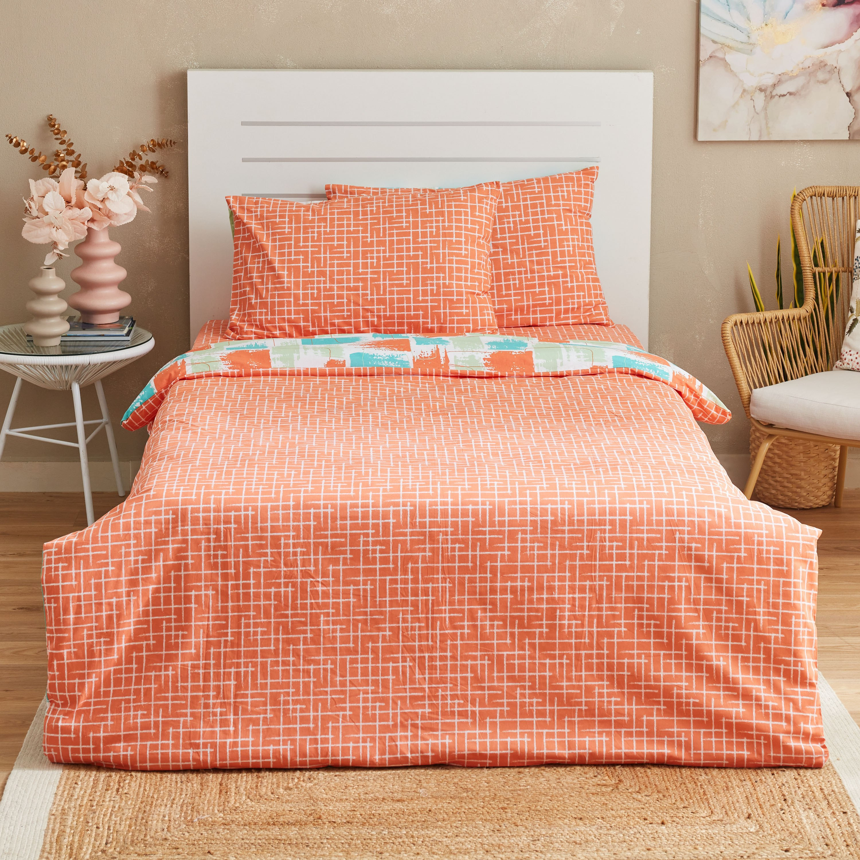 Zayla 4-Piece Abstract Print Reversible Cotton Twin Duvet Cover Set - 160x220 cm-hbxhomeware-hbxdecorandfurnishings-image-3