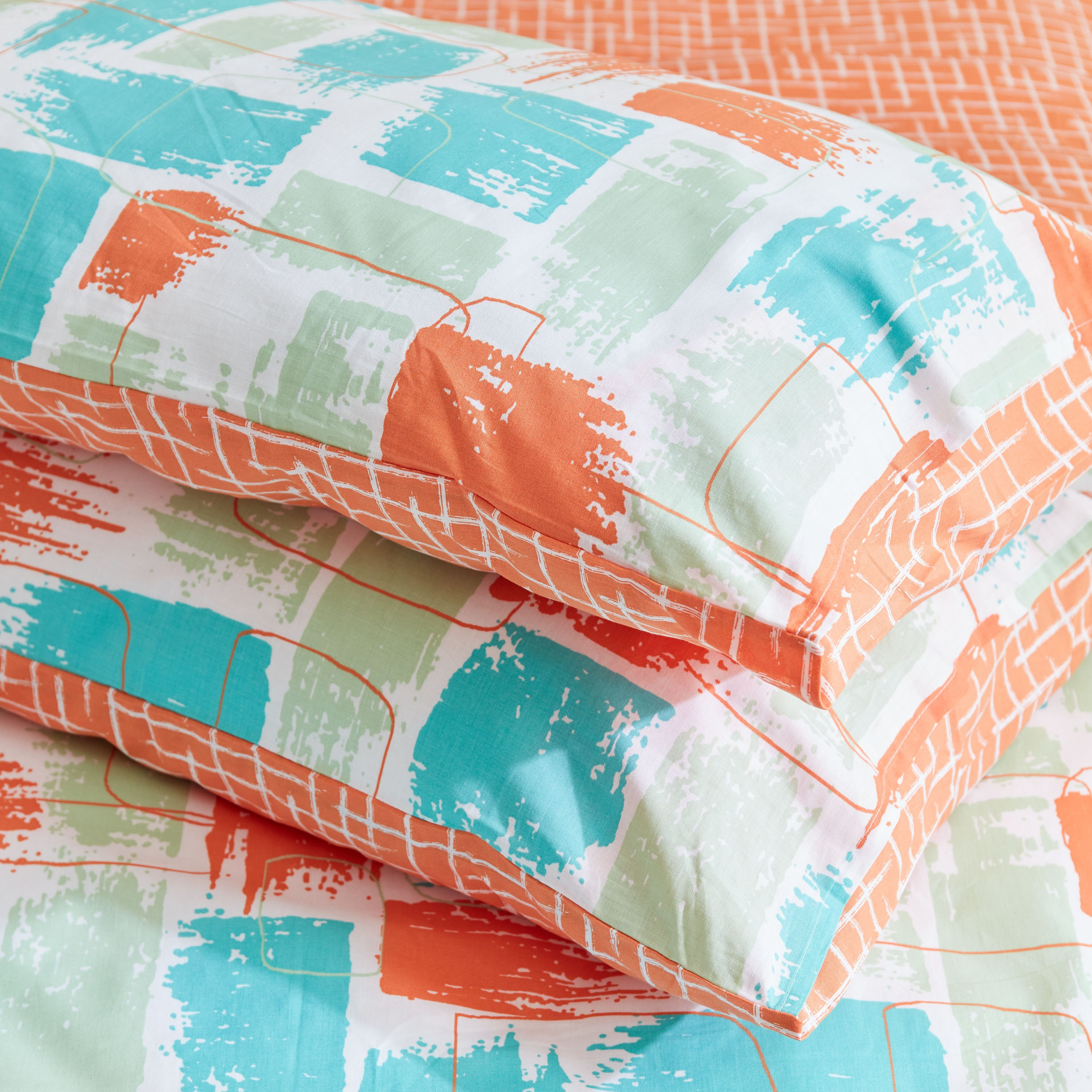 Zayla 4-Piece Abstract Print Reversible Cotton Twin Duvet Cover Set - 160x220 cm-hbxhomeware-hbxdecorandfurnishings-image-7