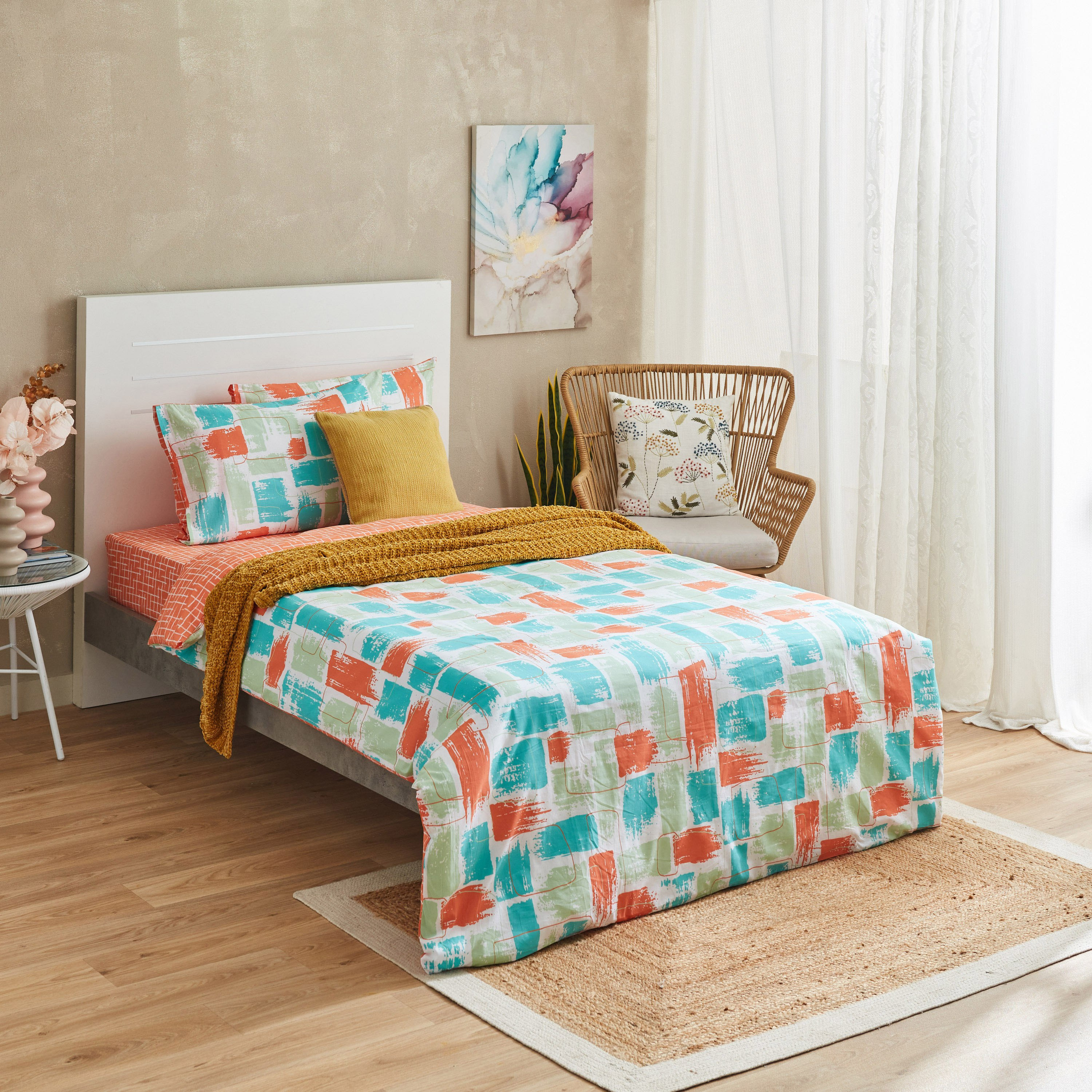 Zayla 4-Piece Abstract Print Reversible Cotton Twin Duvet Cover Set - 160x220 cm-hbxhomeware-hbxdecorandfurnishings-image-9