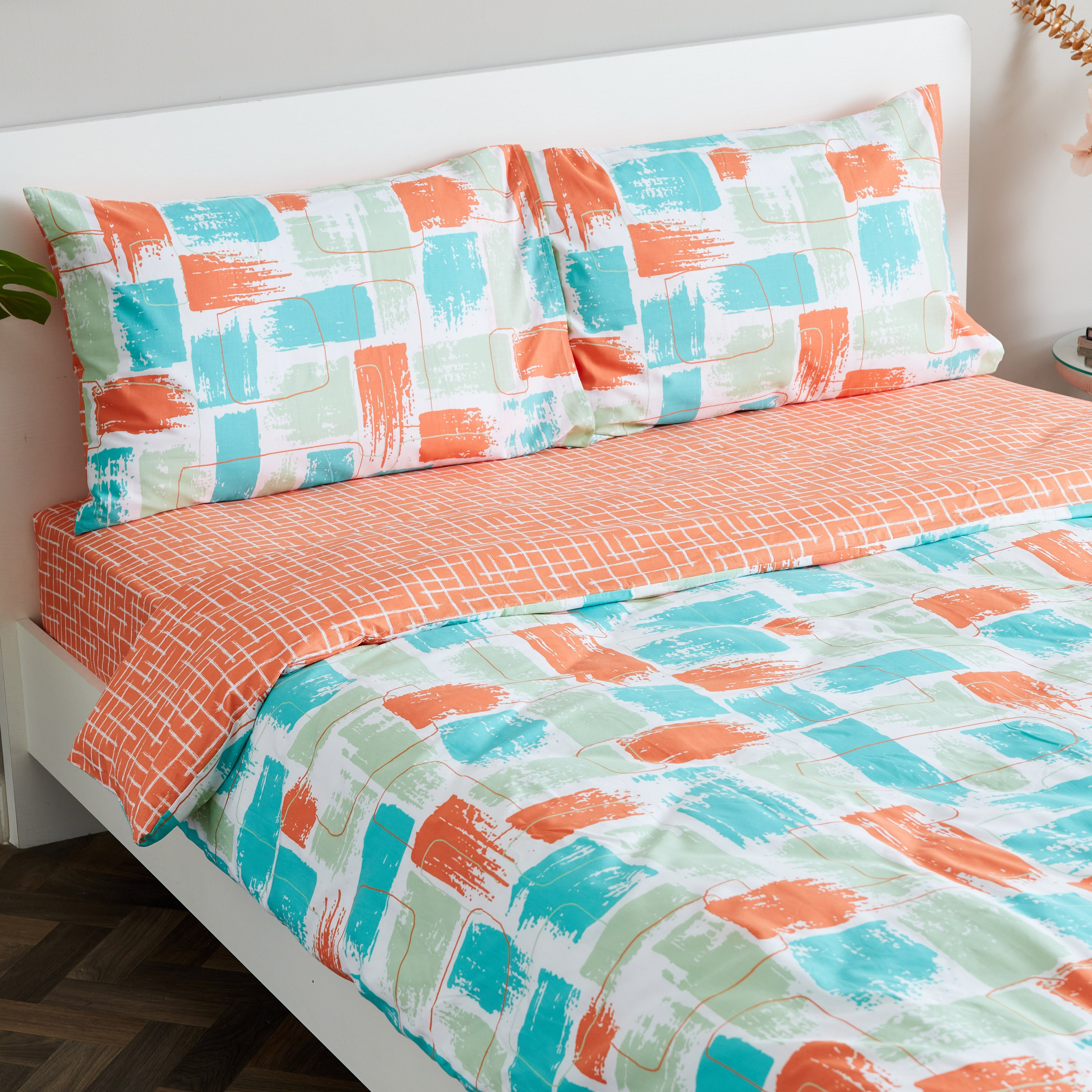 طقم غطاء لحاف كوين قطن يستخدم على الوجهين بطبعات تجريدية 4 قطع من زايلا - 200x240 سم-hbxhomeware-hbxdecorandfurnishings-image-4