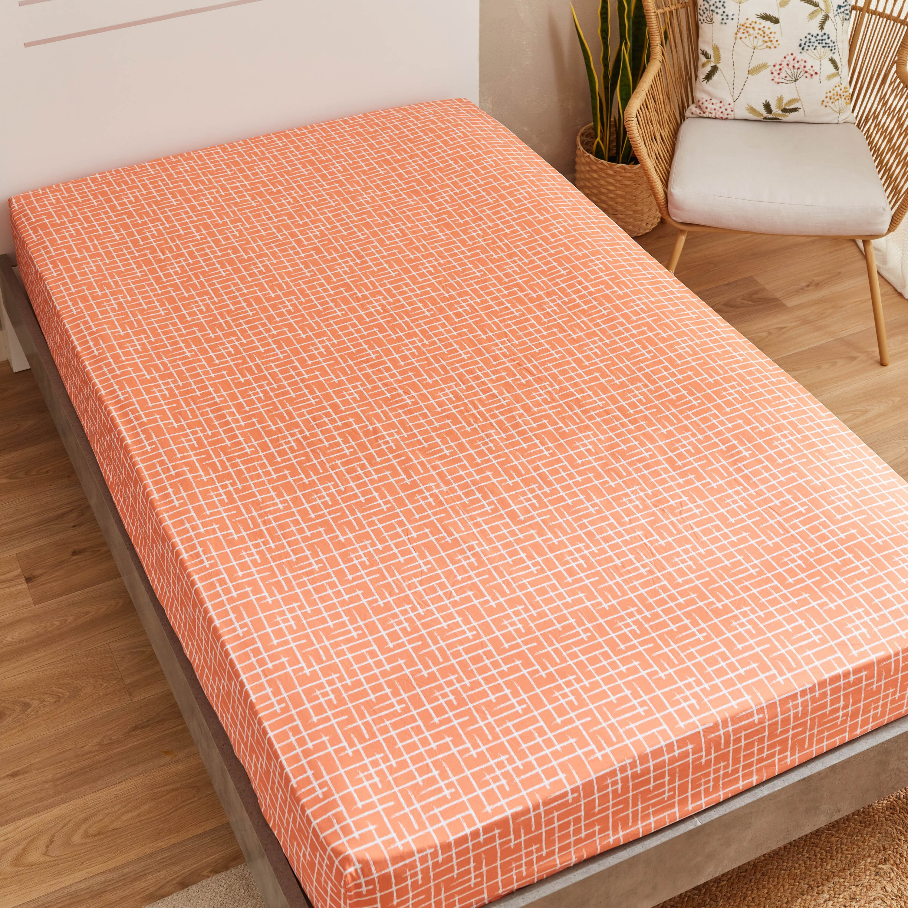 شرشف مطاطي توين قطن بطبعات تجريدية من زايلا - 120x200+33 سم-hbxhomeware-hbxbedroom-image-3