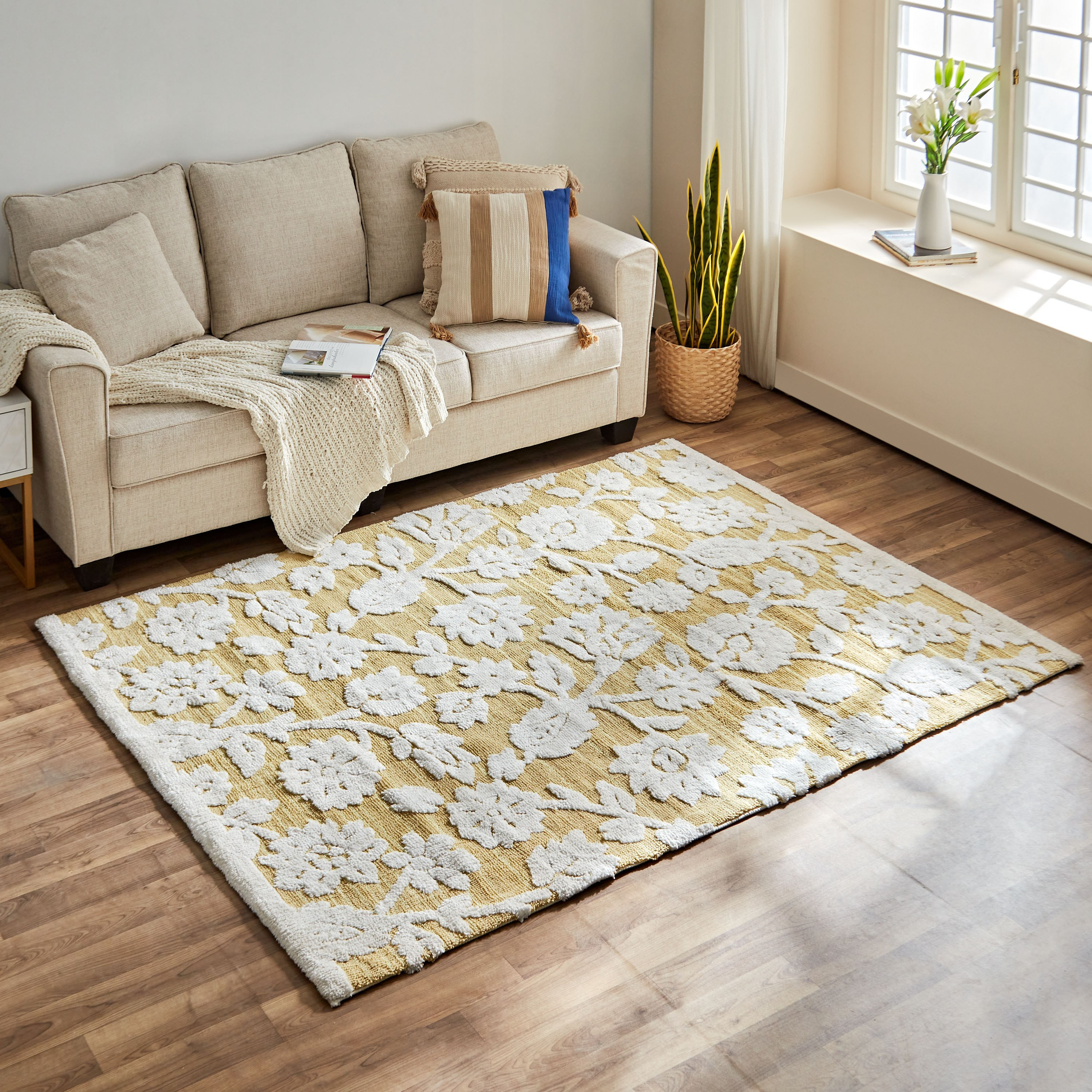 Orla Camille Knitted Jacquard Rug - 150x200 cm-hbxdecorandfurnishings-floorcoverings-rugs-image-1