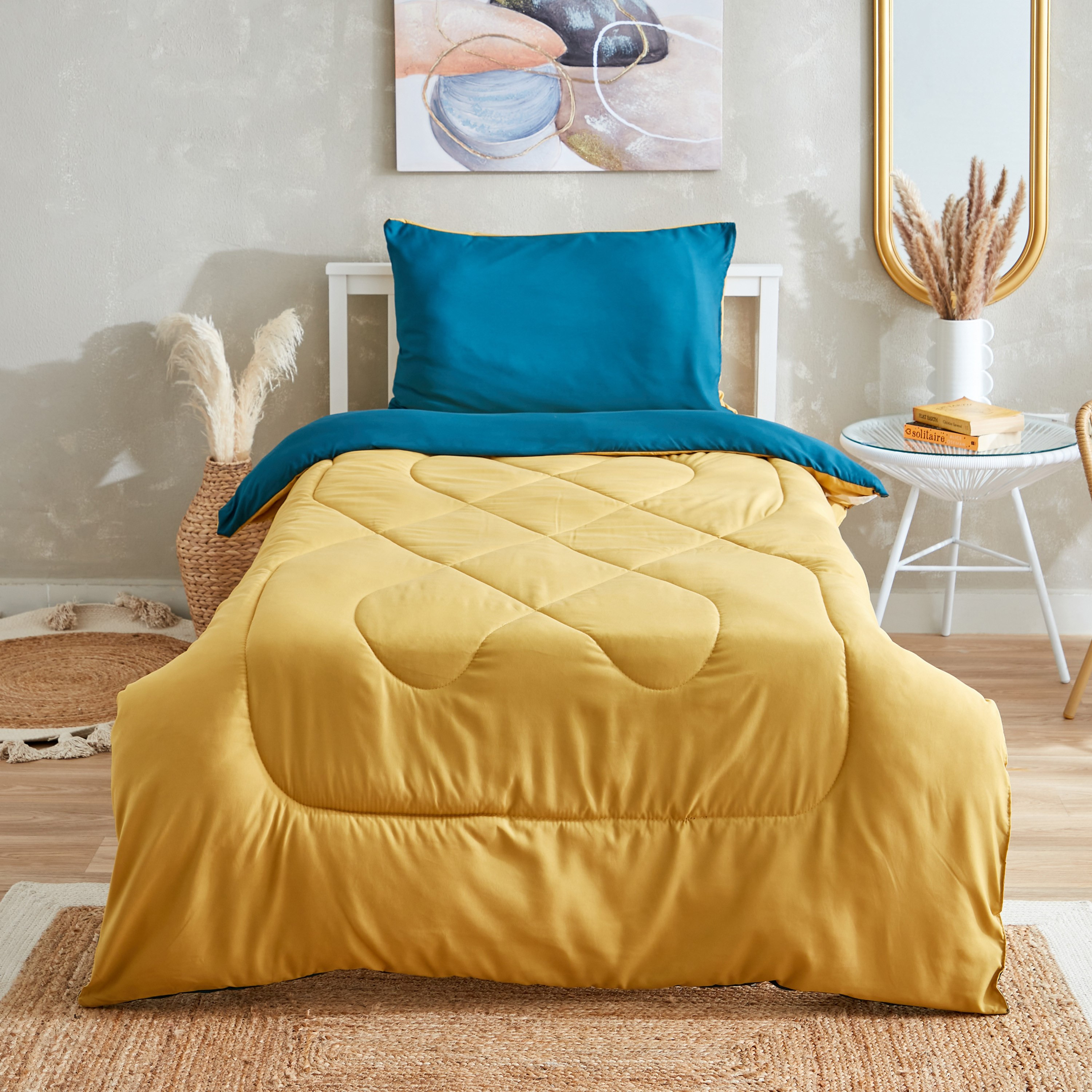 Derby 2-Piece Reversible Microfibre Single Comforter Set - 135x220 cm-hbxkidsandyouth-beddingandfurnishings-comfortersets-image-2