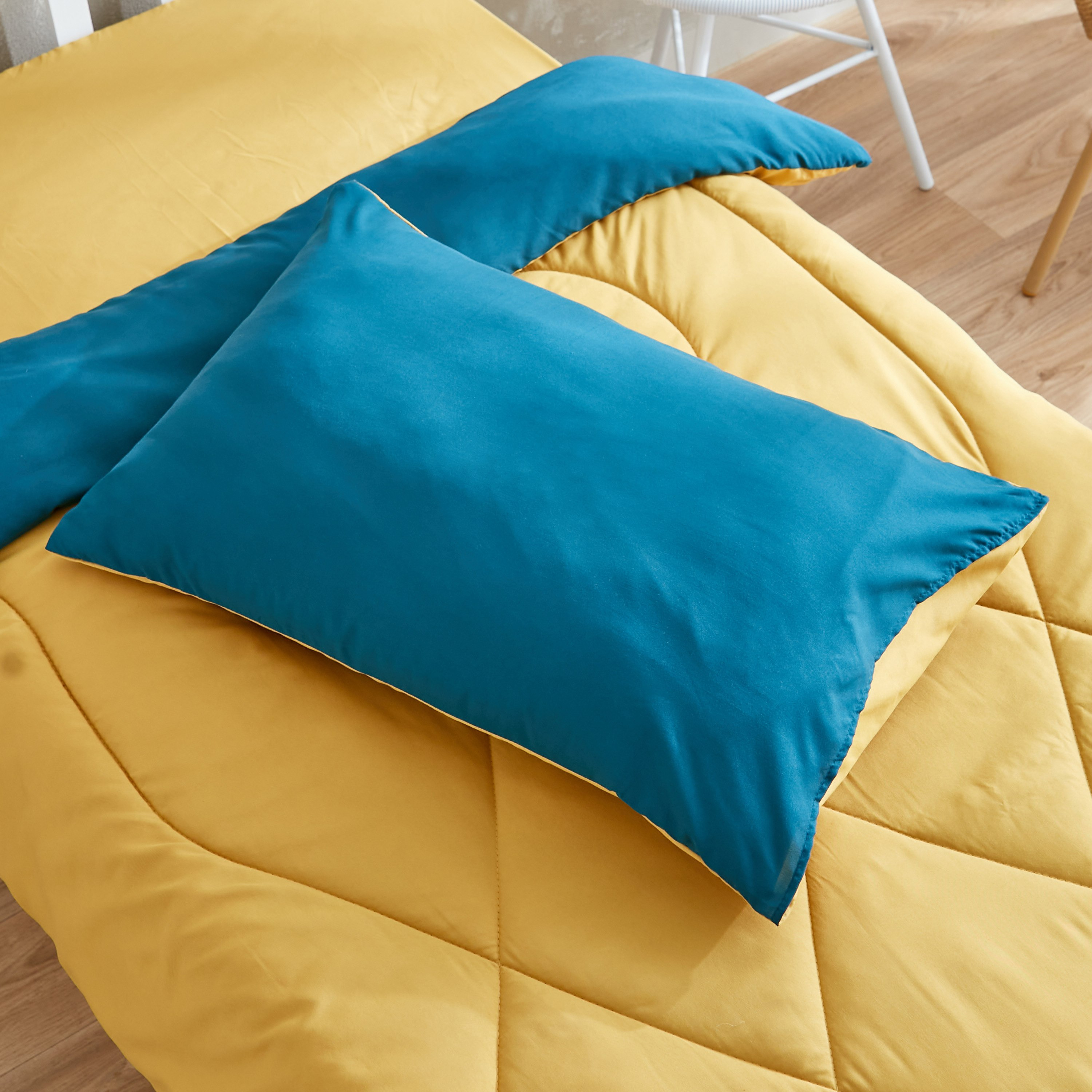 Derby 2-Piece Reversible Microfibre Single Comforter Set - 135x220 cm-hbxkidsandyouth-beddingandfurnishings-comfortersets-image-8