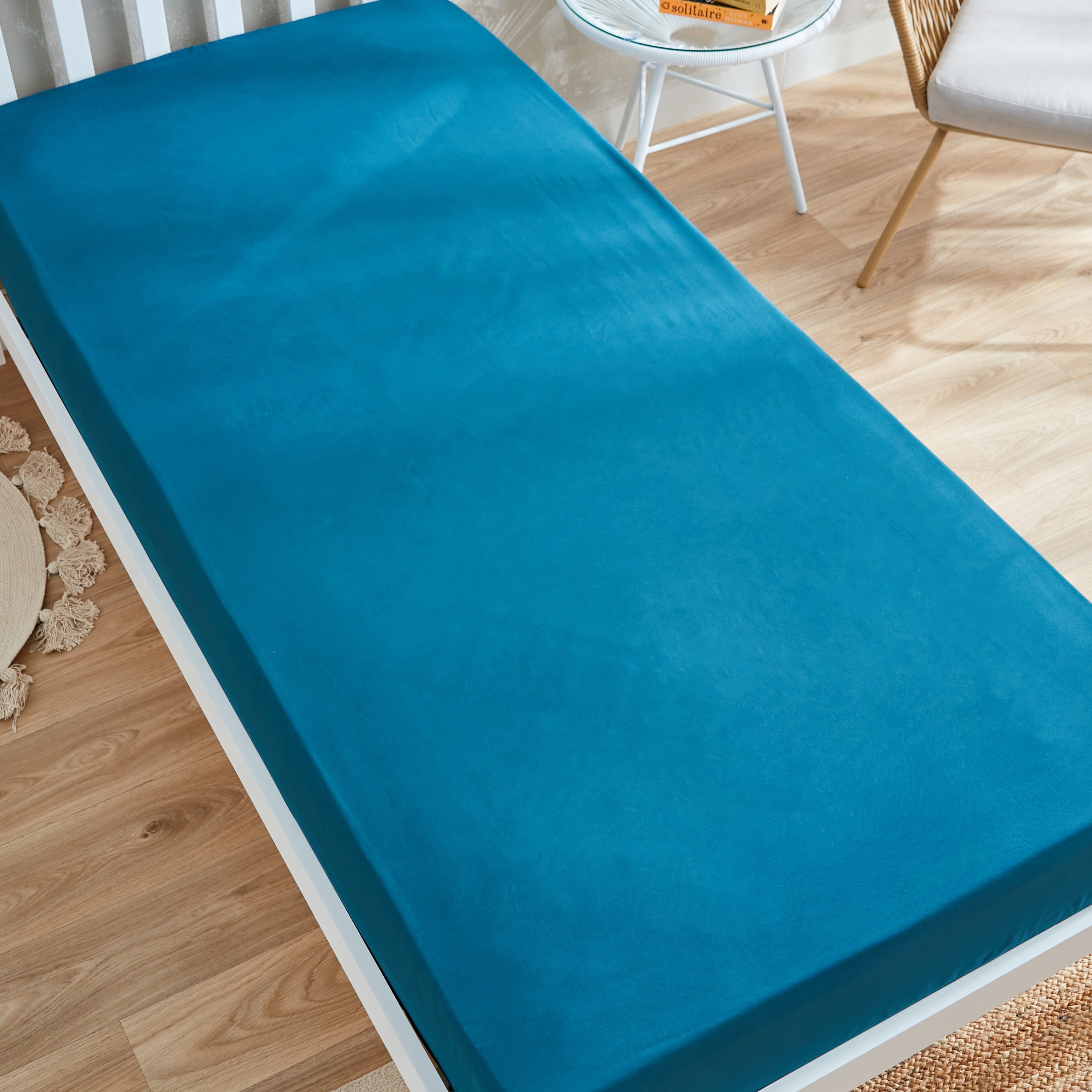 شرشف مطاطي فردي سادة ألياف دقيقة من ديربي - 90x190+20 سم-hbxhomeware-hbxbedroom-image-4