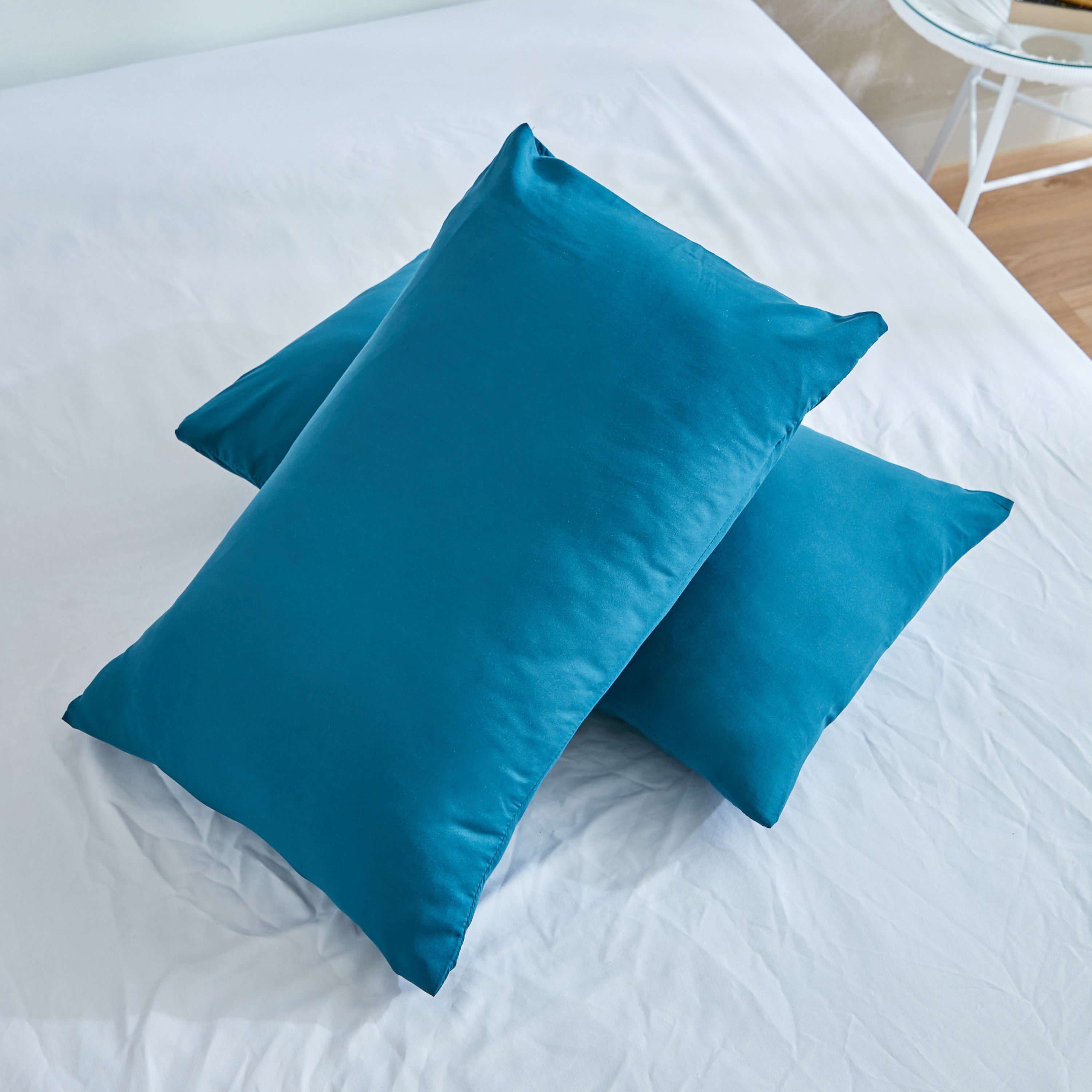 طقم غطاء وسادة ألياف دقيقة سادة قطعتين من ديربي - 45x70 سم-hbxhomeware-hbxbedroom-image-3