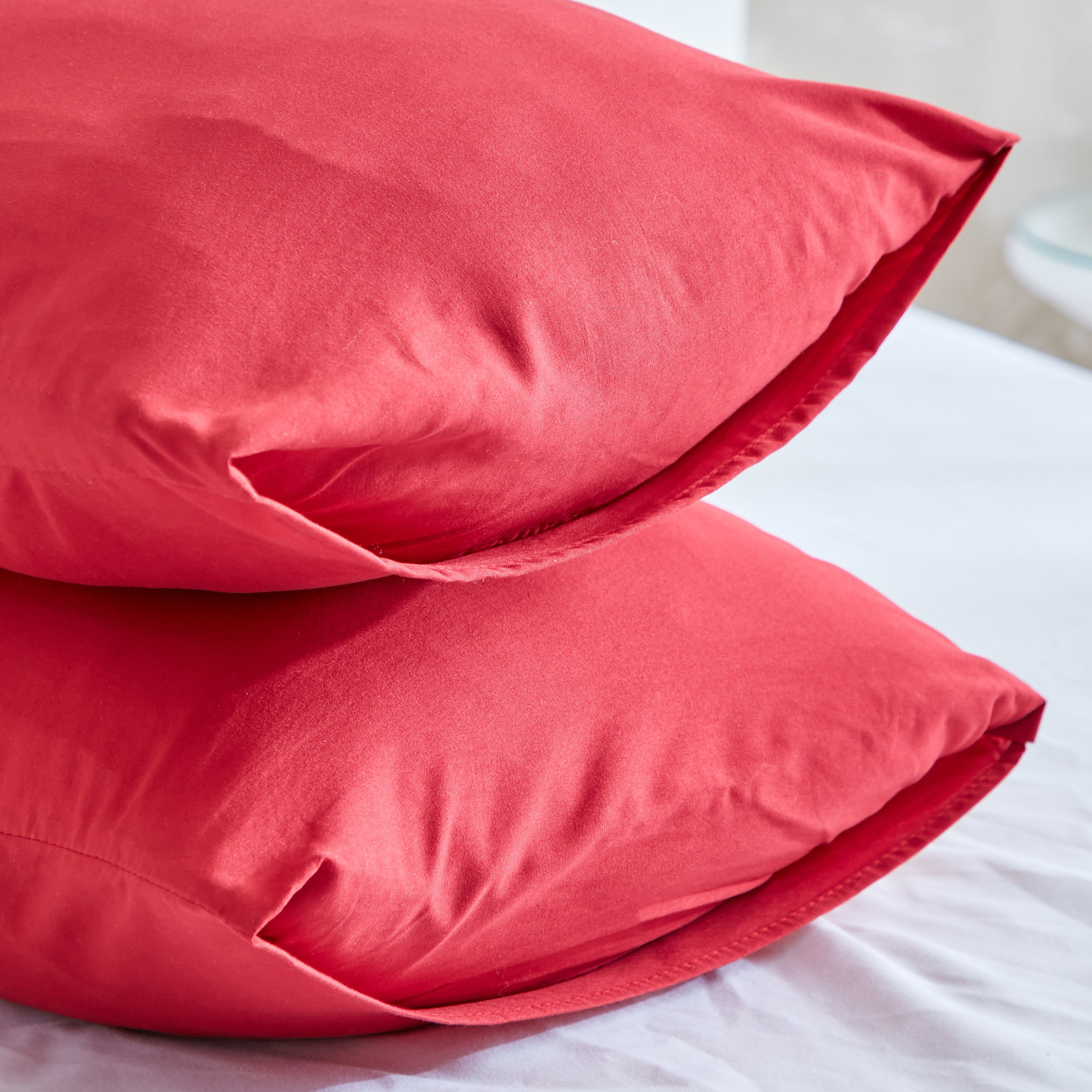 Derby 2-Piece Solid Microfiber Pillowcase Set - 45x70 cm-hbxhomeware-hbxbedroom-image-4