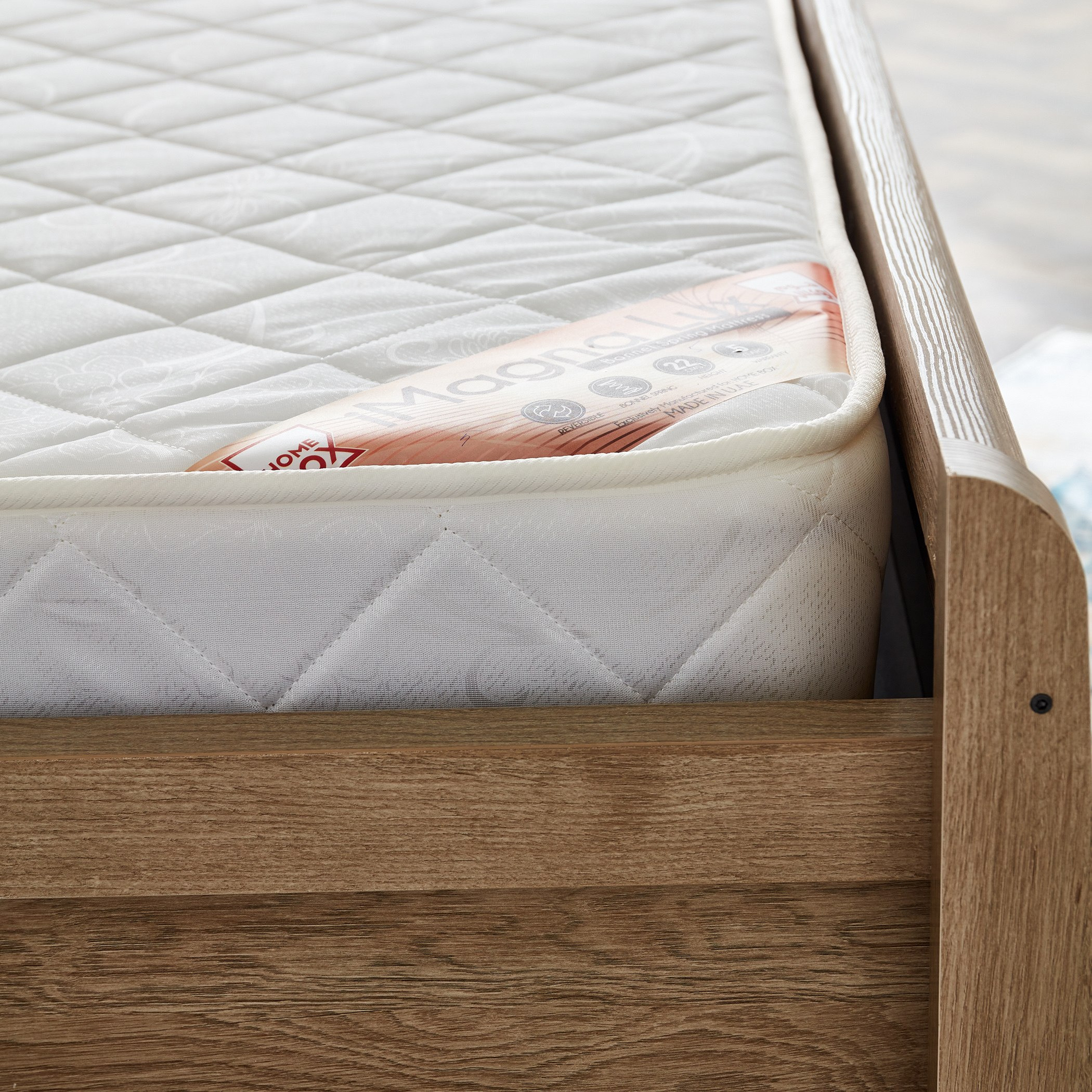 مرتبة كوين من إسفنج عالي المرونة بنوابض حلزونية من أي-ماجنا لوكس - 155x205x22 سم-hbxbedroom-mattresses-queen-image-7