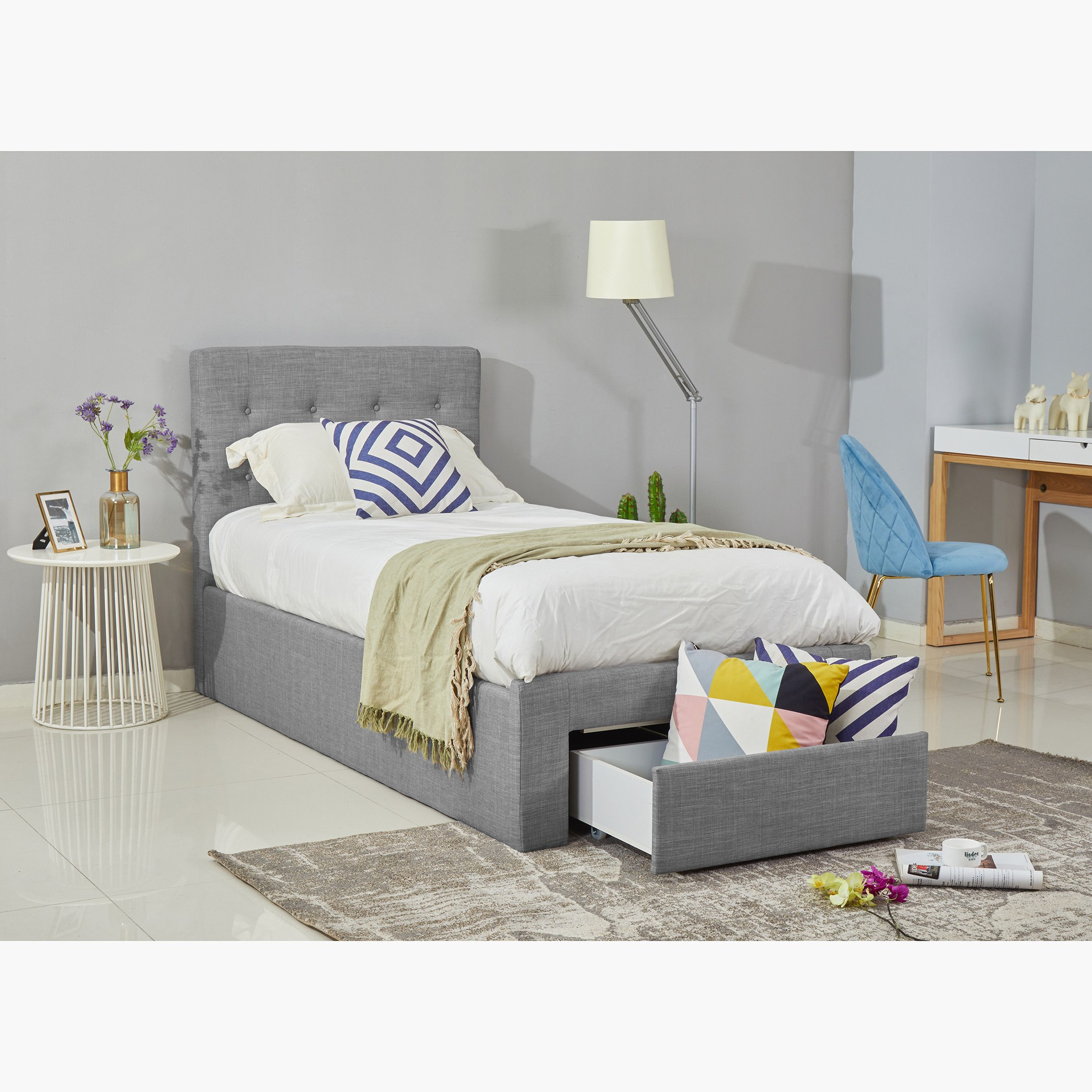 سرير فردي بدرج من أوكلاند - 90x200 سم-hbxfurniture-bedsandbedsets-beds-single-image-1